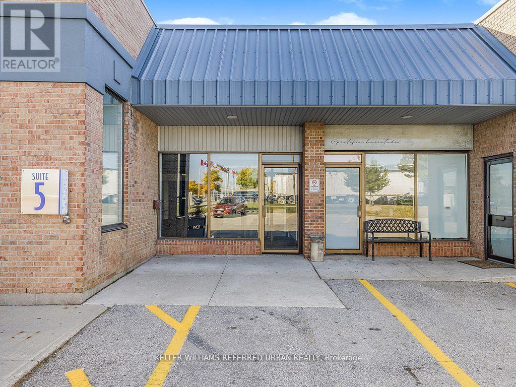 5 - 2201 FINCH AVENUE W Property Photo 1