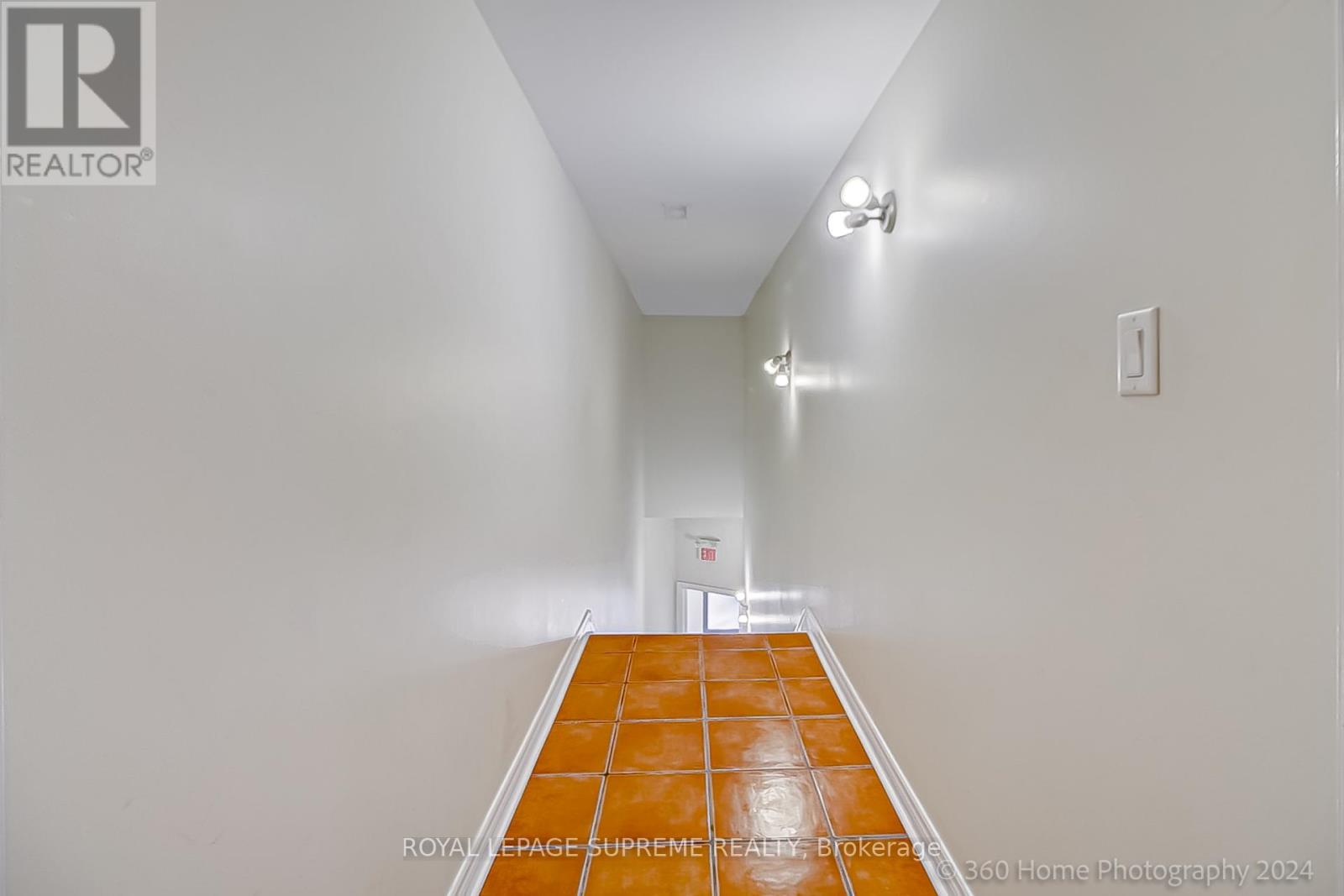 14 - 1444 Dupont Street Property Photo 12