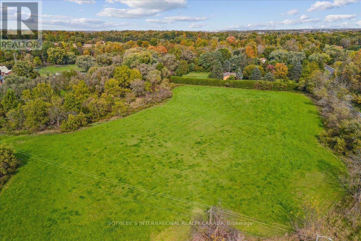 9 Walkers Line Property Photo 10