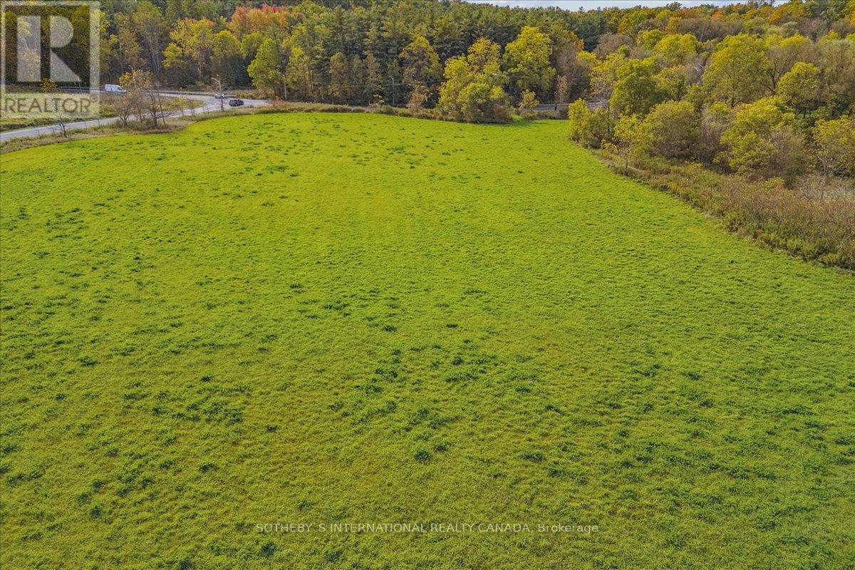 9 Walkers Line Property Photo 11