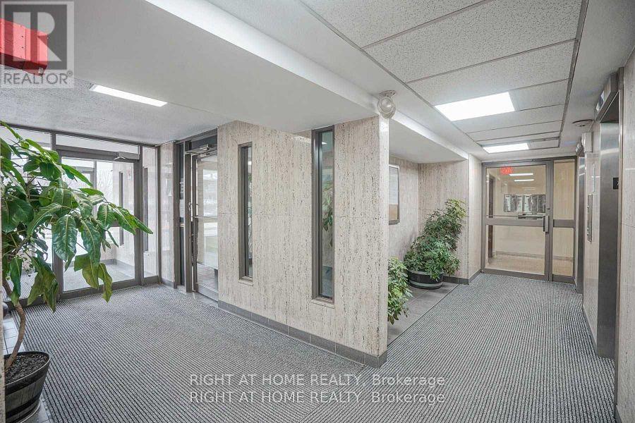 607 - 235 Grandravine Drive Property Photo 2
