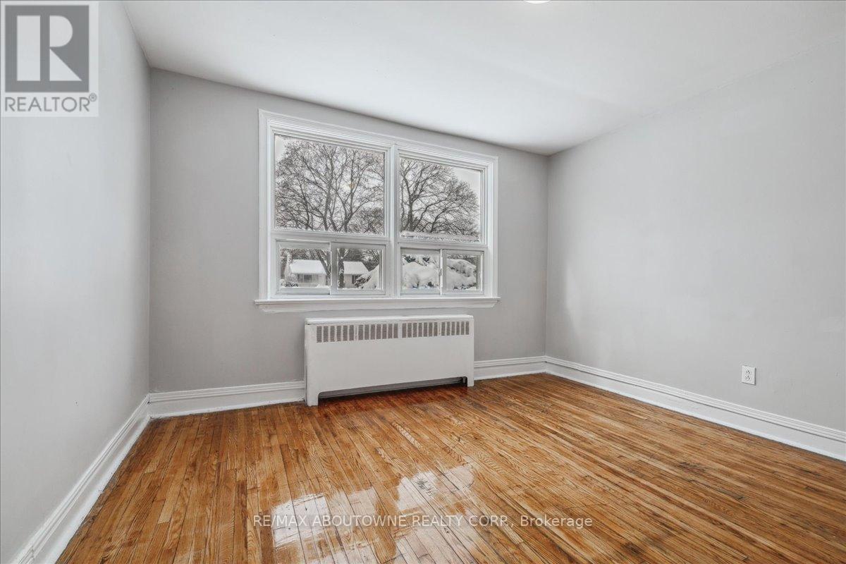 1 - 1023 Churchill Avenue Property Photo 22