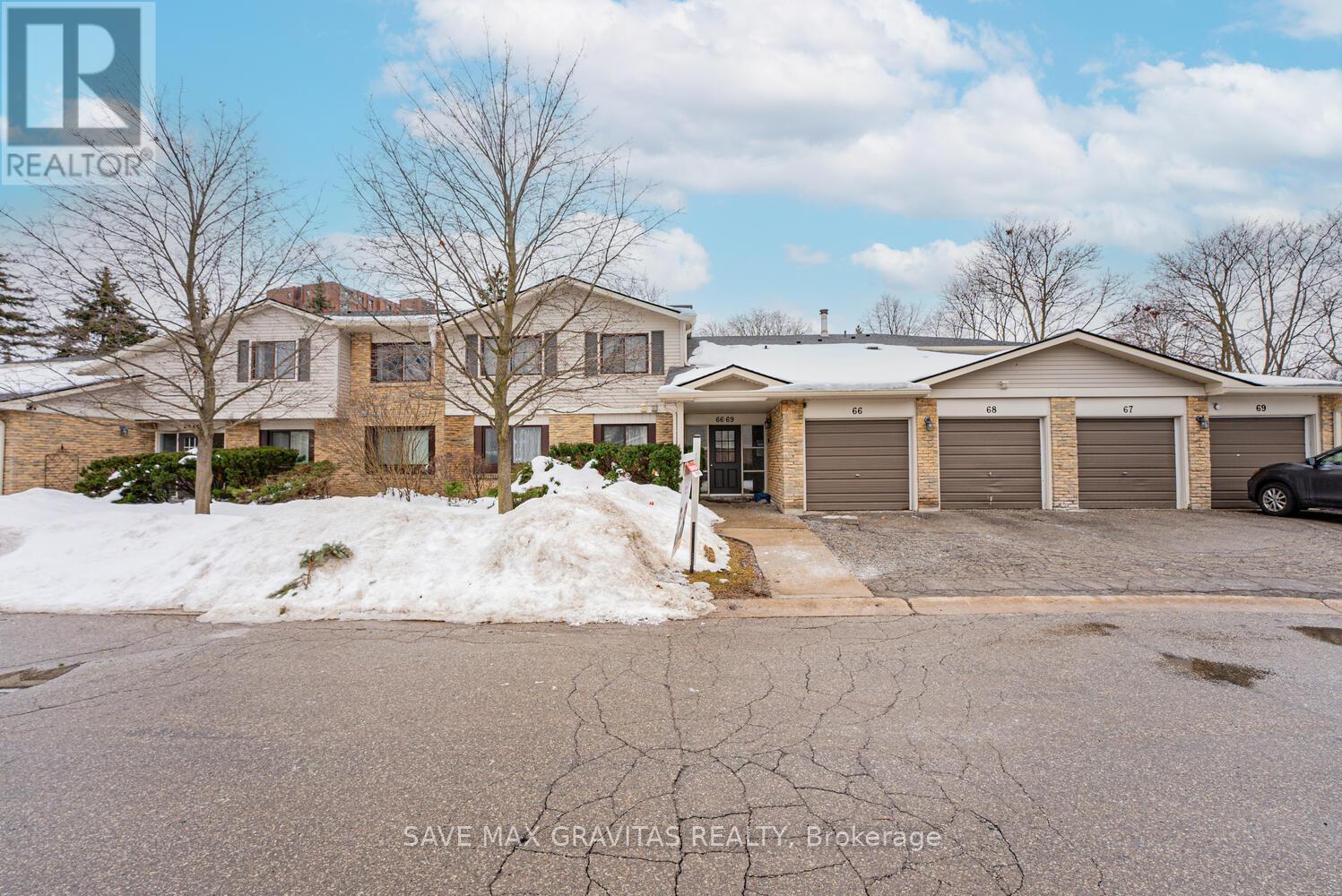 69 - 2701 Aquitaine Avenue Property Photo 1