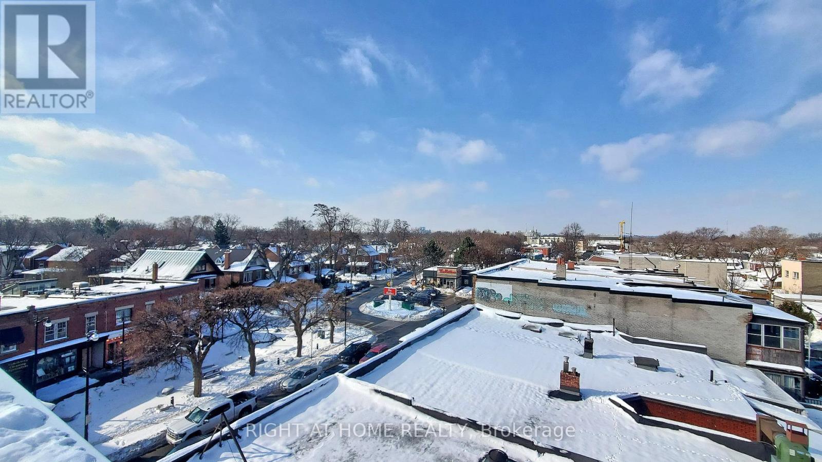 Unit 3 - 3122 Dundas Street W Property Photo 12