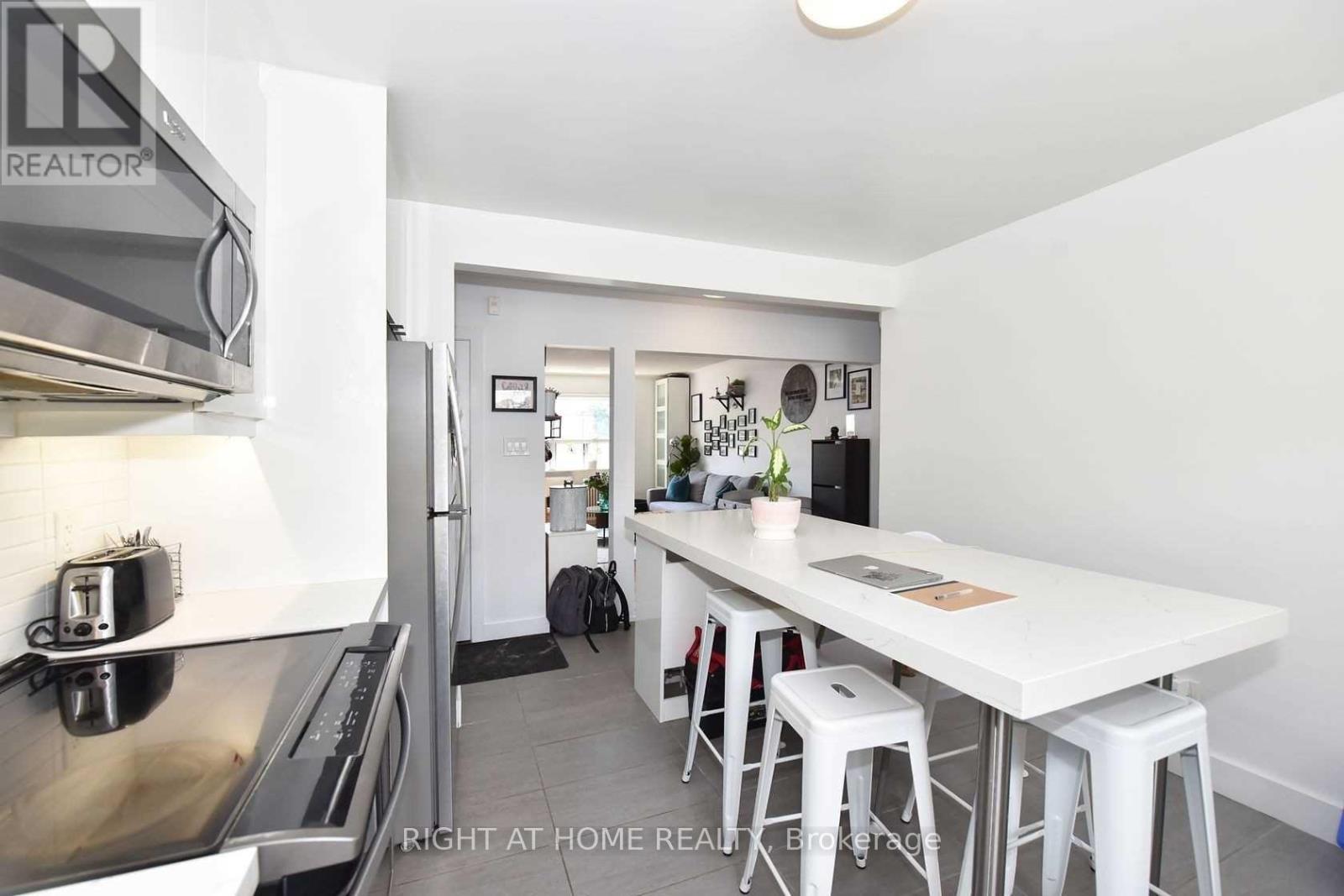 121 Fourth Street Property Photo 10