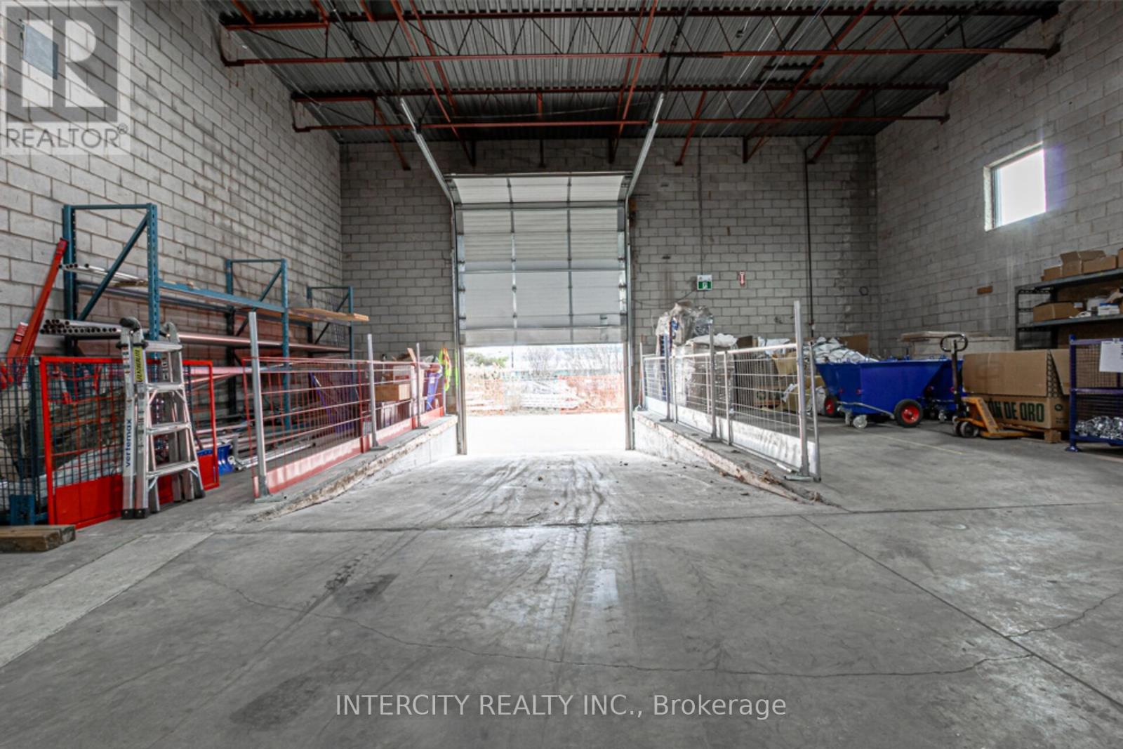 1132 South Service Road W Property Photo 22