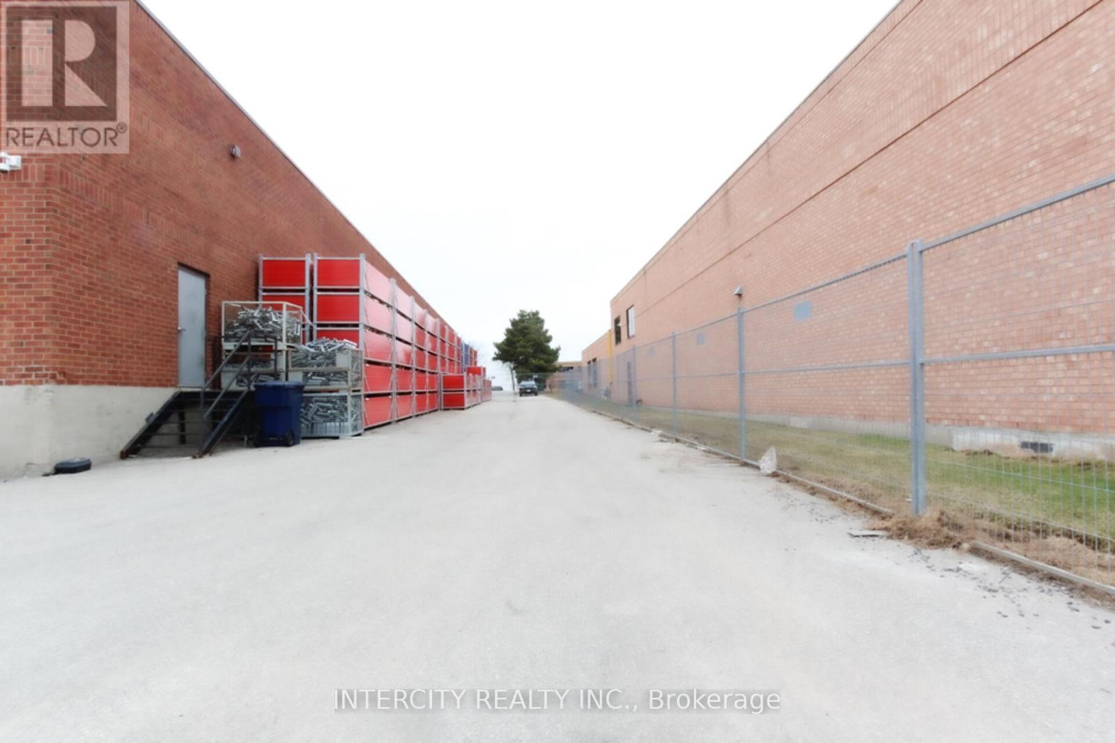 1132 South Service Road W Property Photo 25