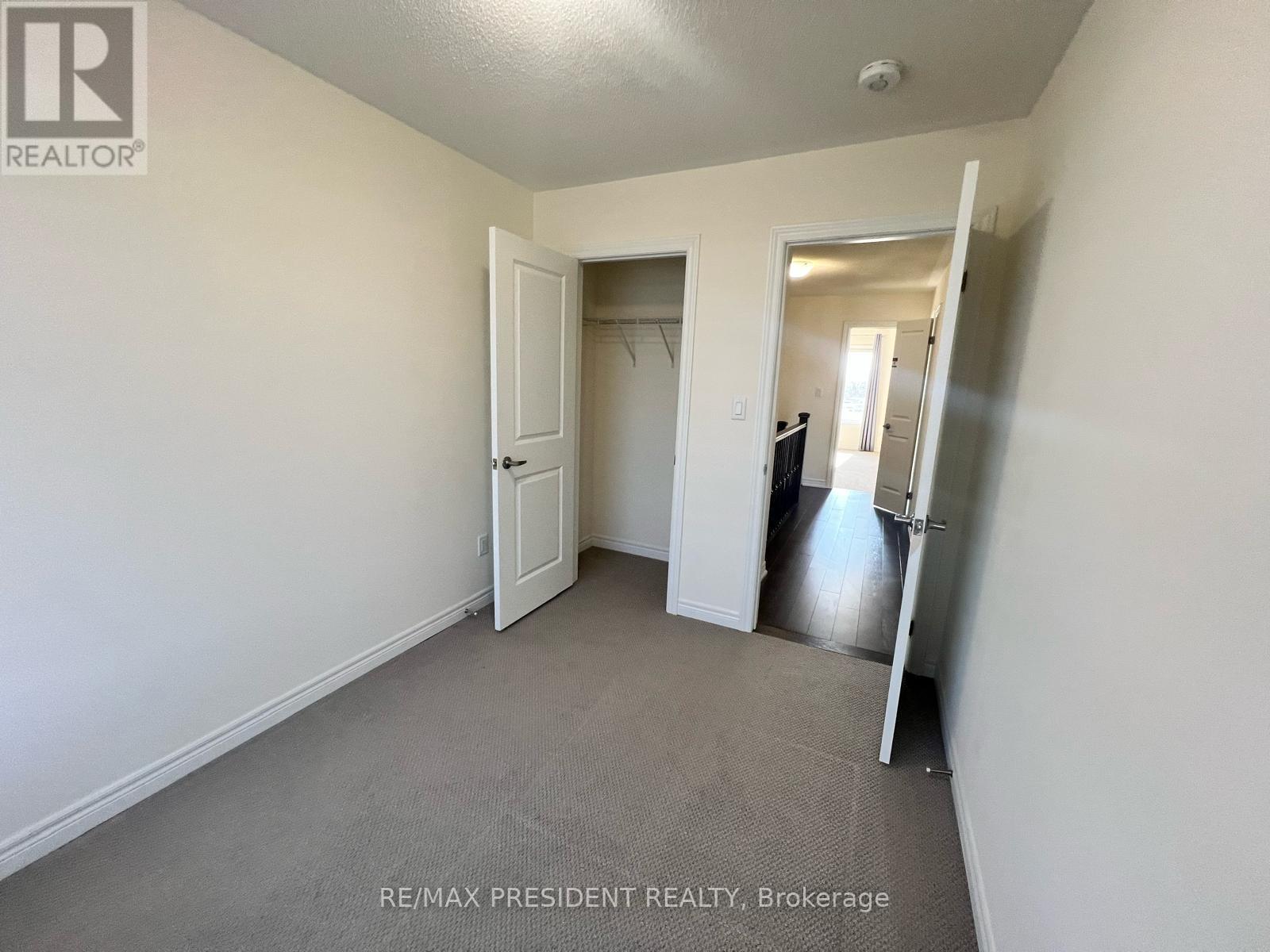 24 Skyridge Drive Property Photo 5