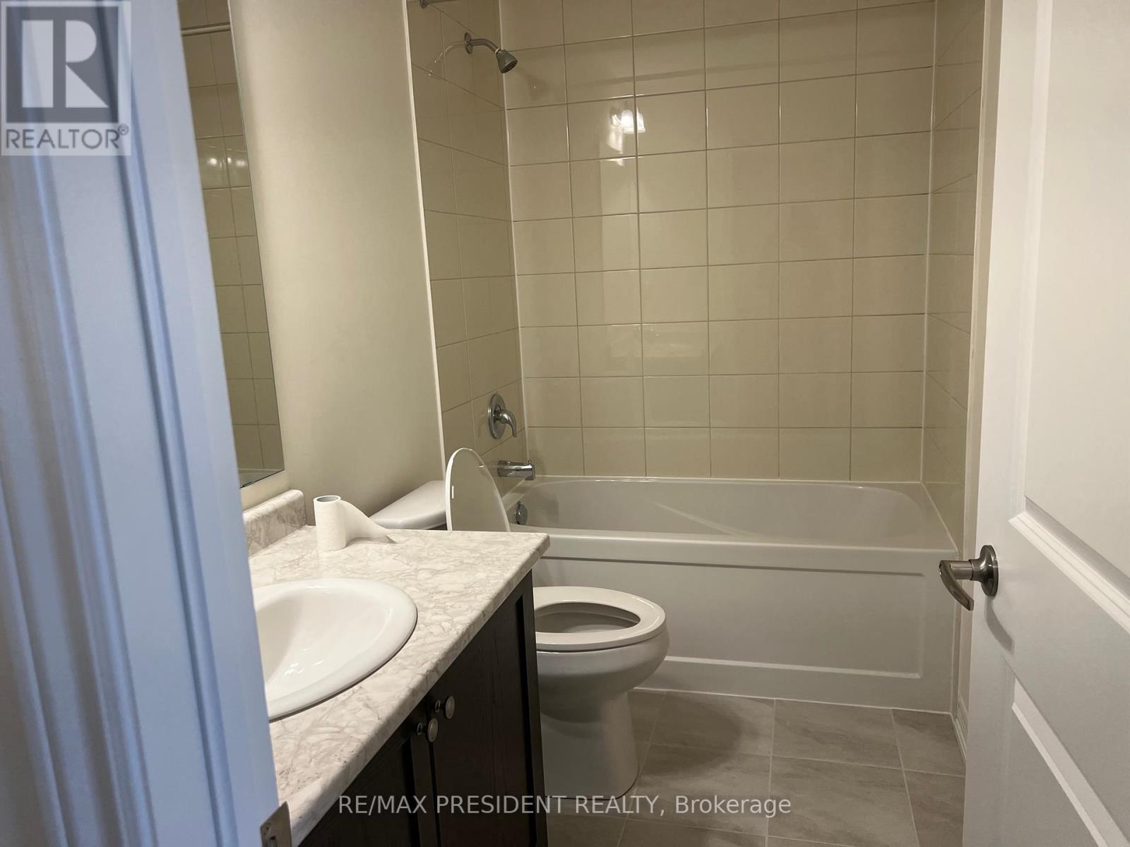 24 Skyridge Drive Property Photo 20
