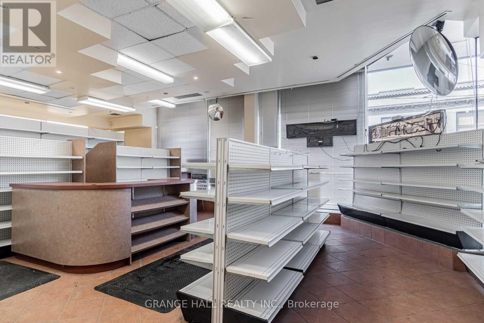 101 - 1649 Dufferin Street Property Photo 7