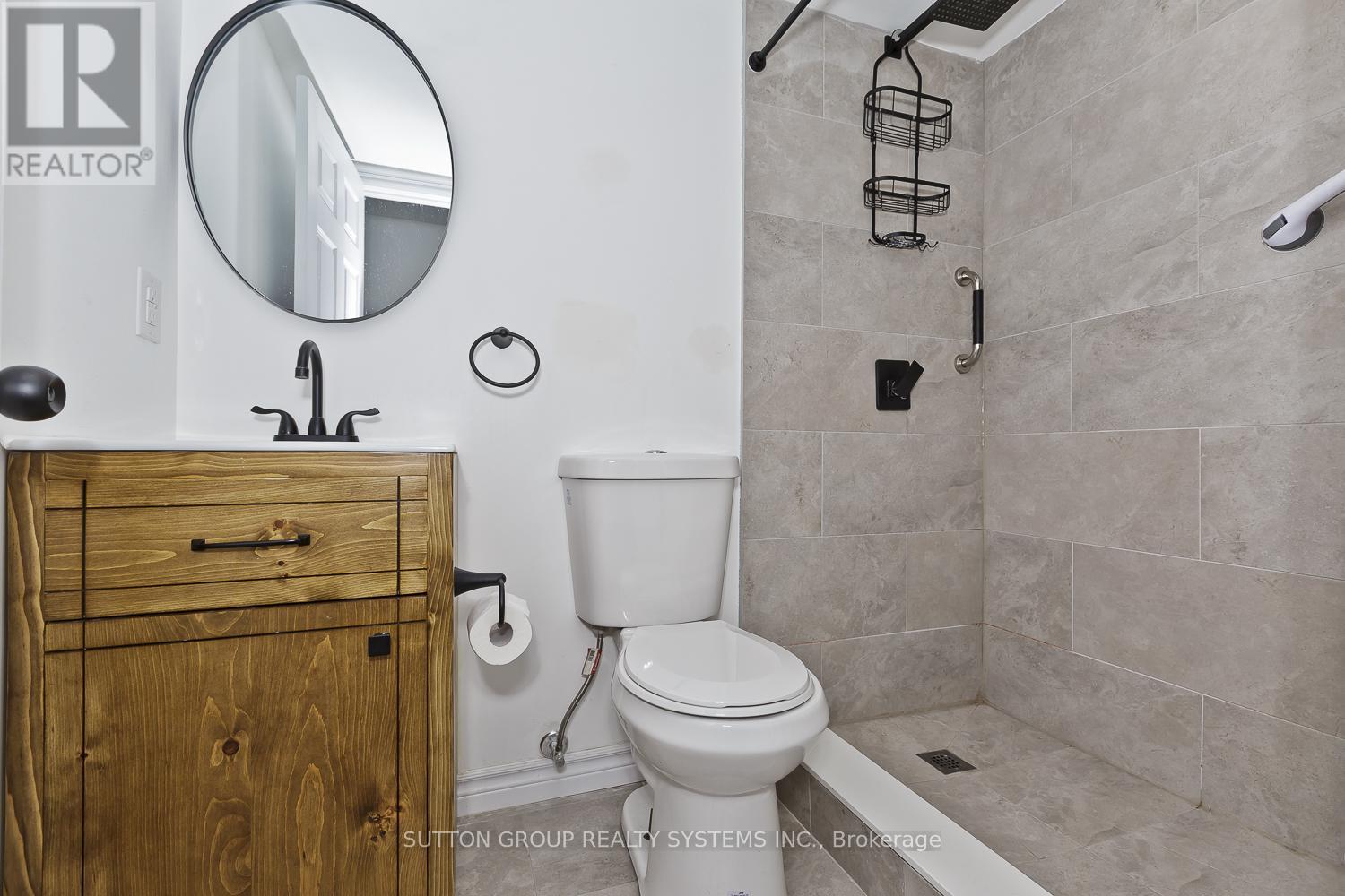 355 Hobbs Crescent Property Photo 29