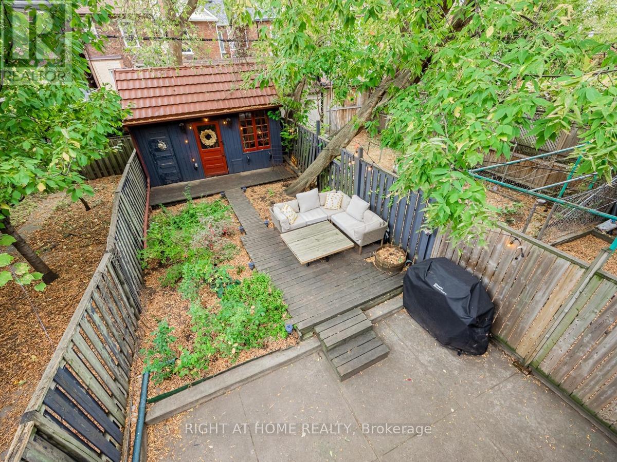 547 Saint Clarens Avenue Property Photo 37
