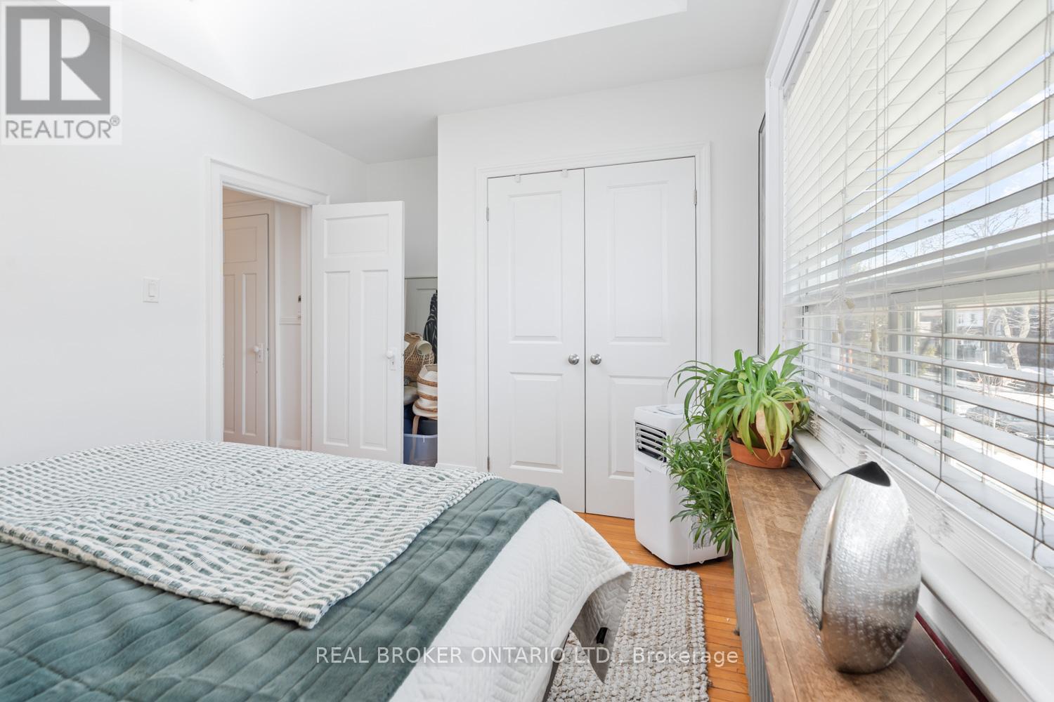 130 Harvie Avenue Property Photo 17
