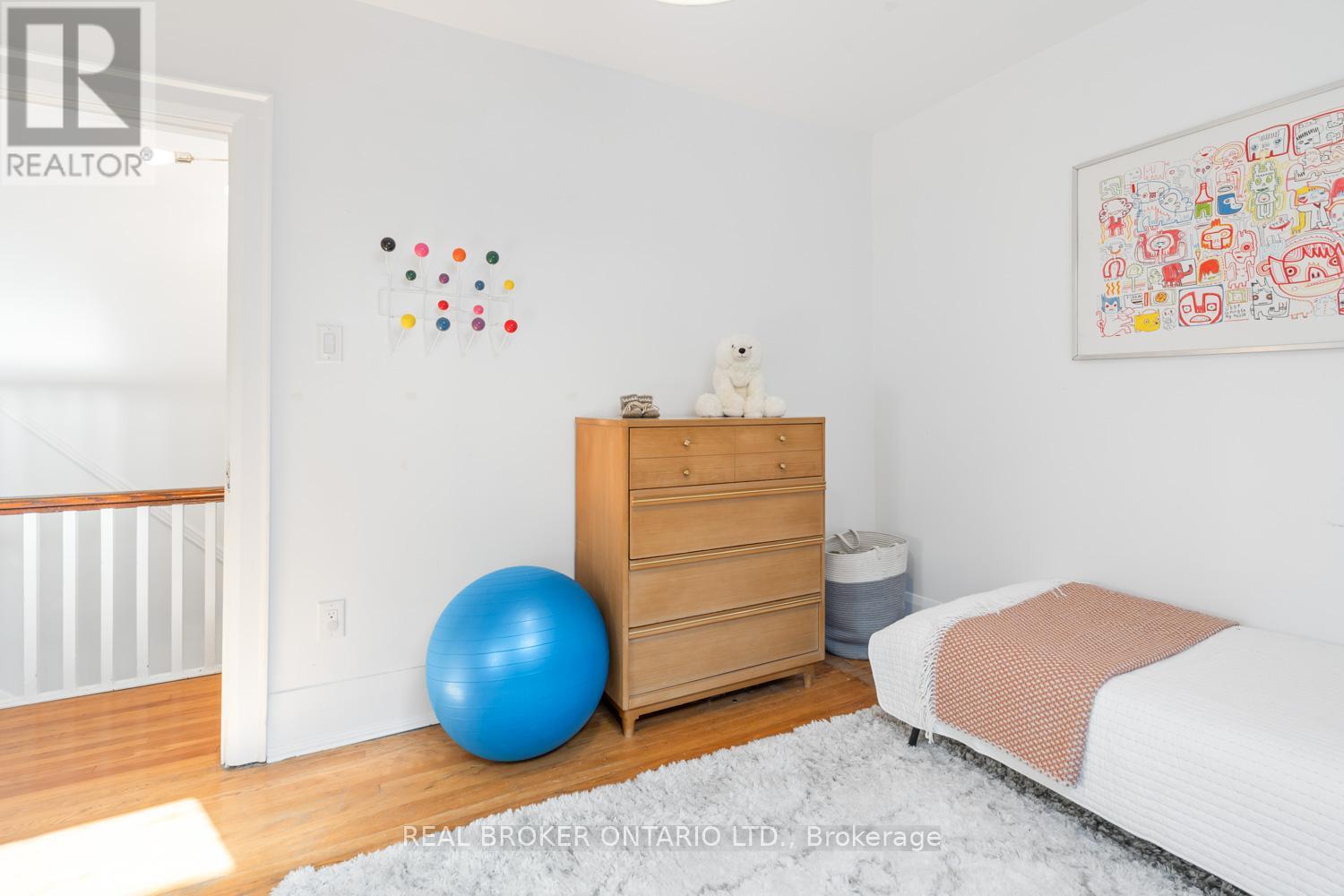 130 Harvie Avenue Property Photo 20