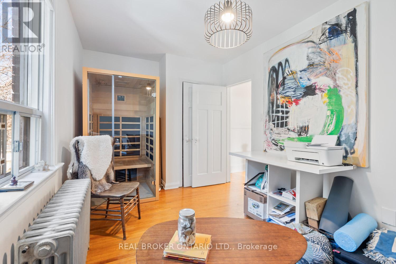 130 Harvie Avenue Property Photo 23