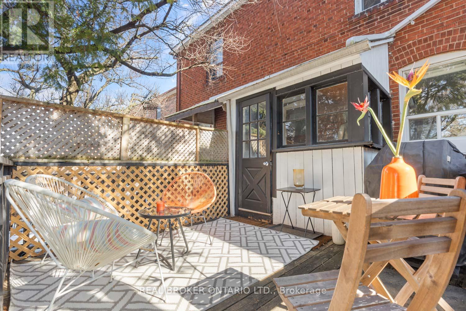 130 Harvie Avenue Property Photo 39