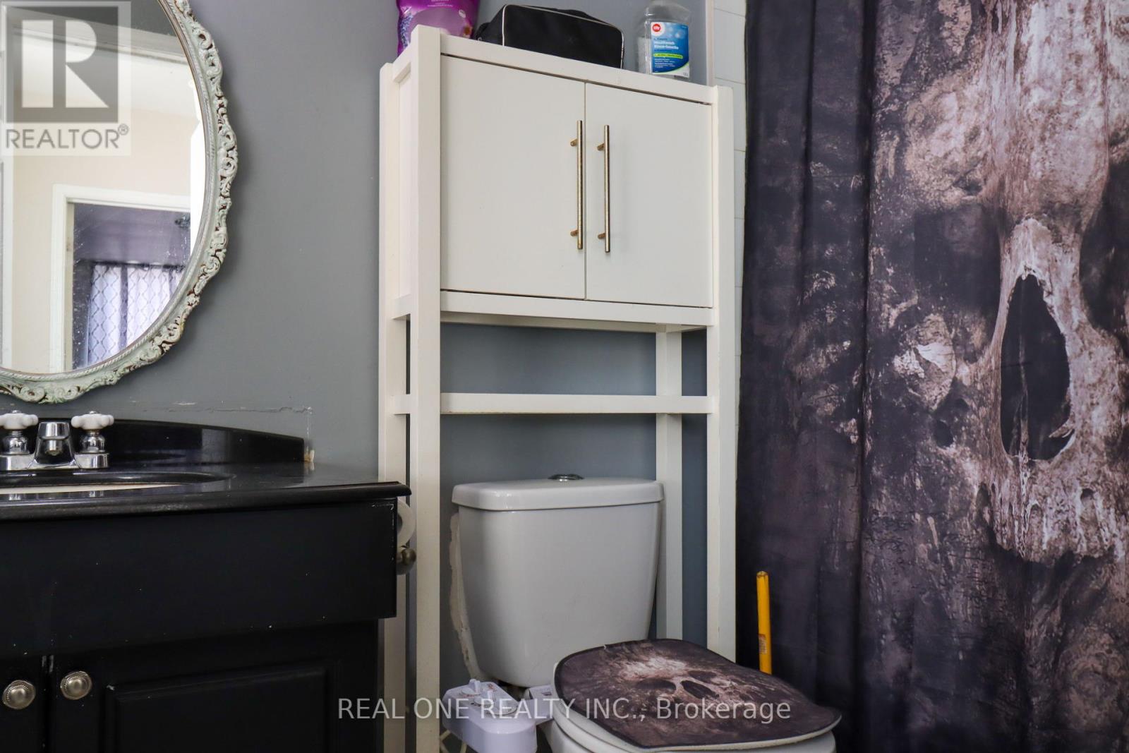 10 Mill Street E Property Photo 19