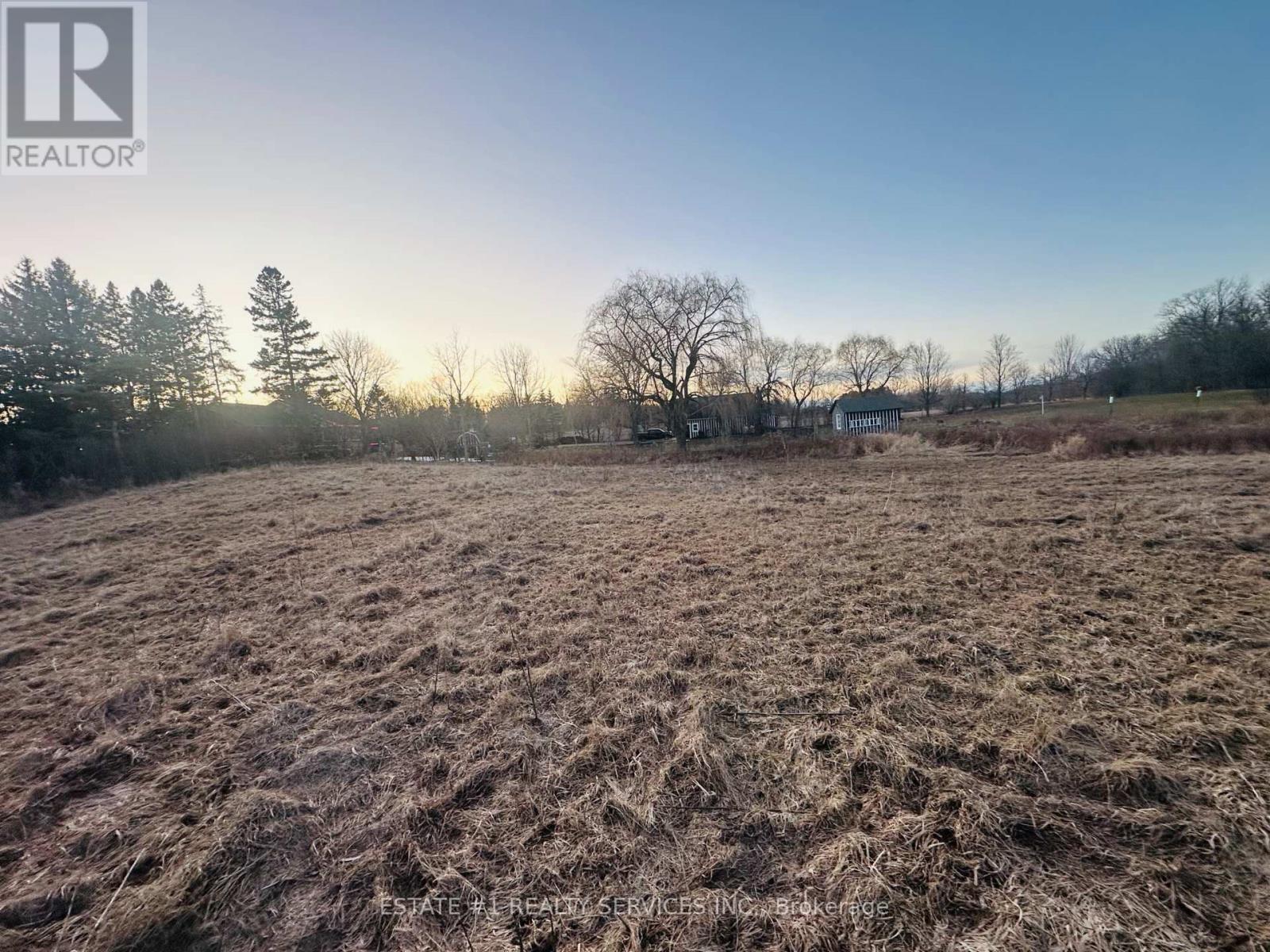 10231 Old Pinecrest Road Property Photo 8