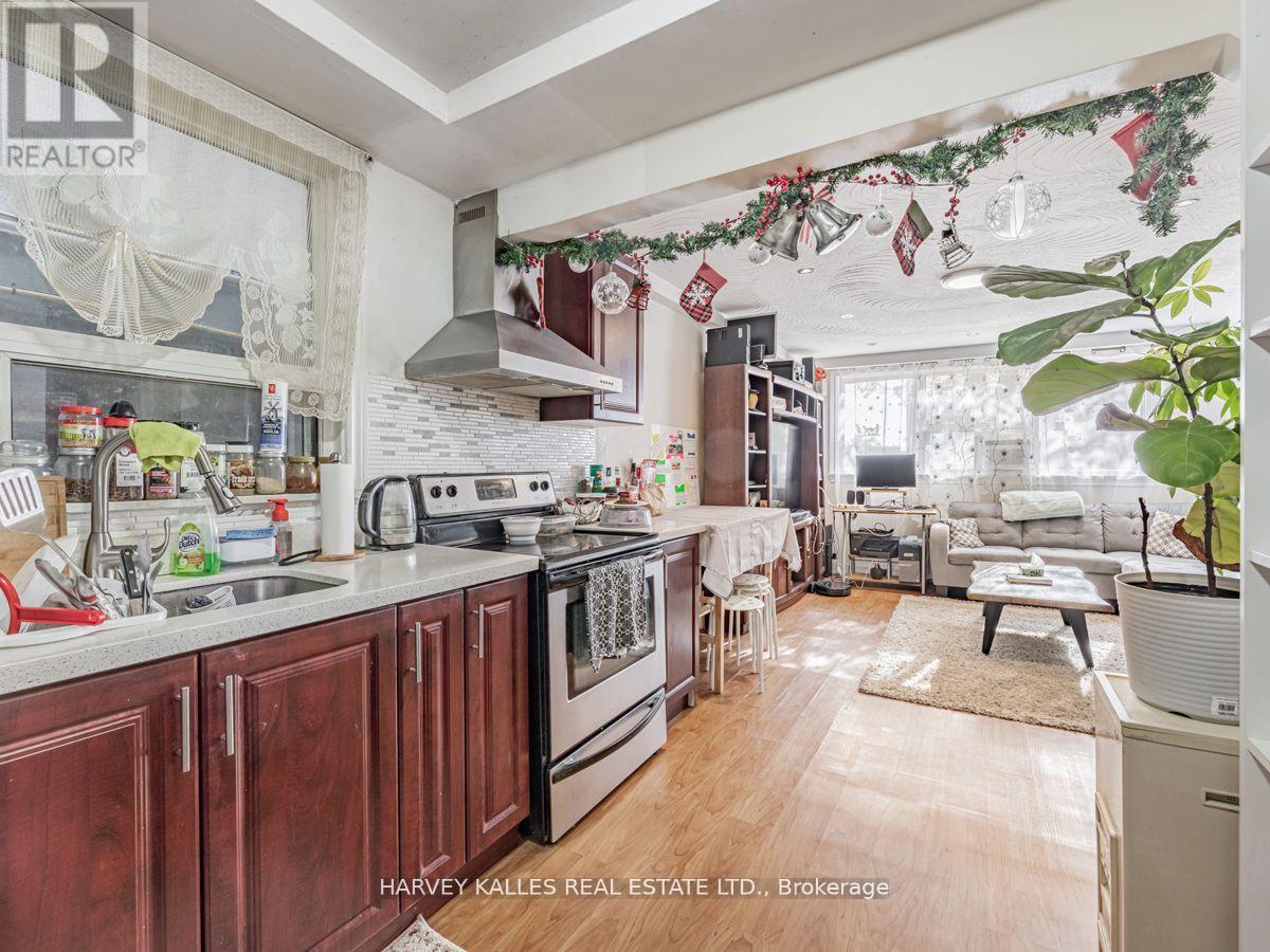 6 Carrington Avenue Property Photo 6