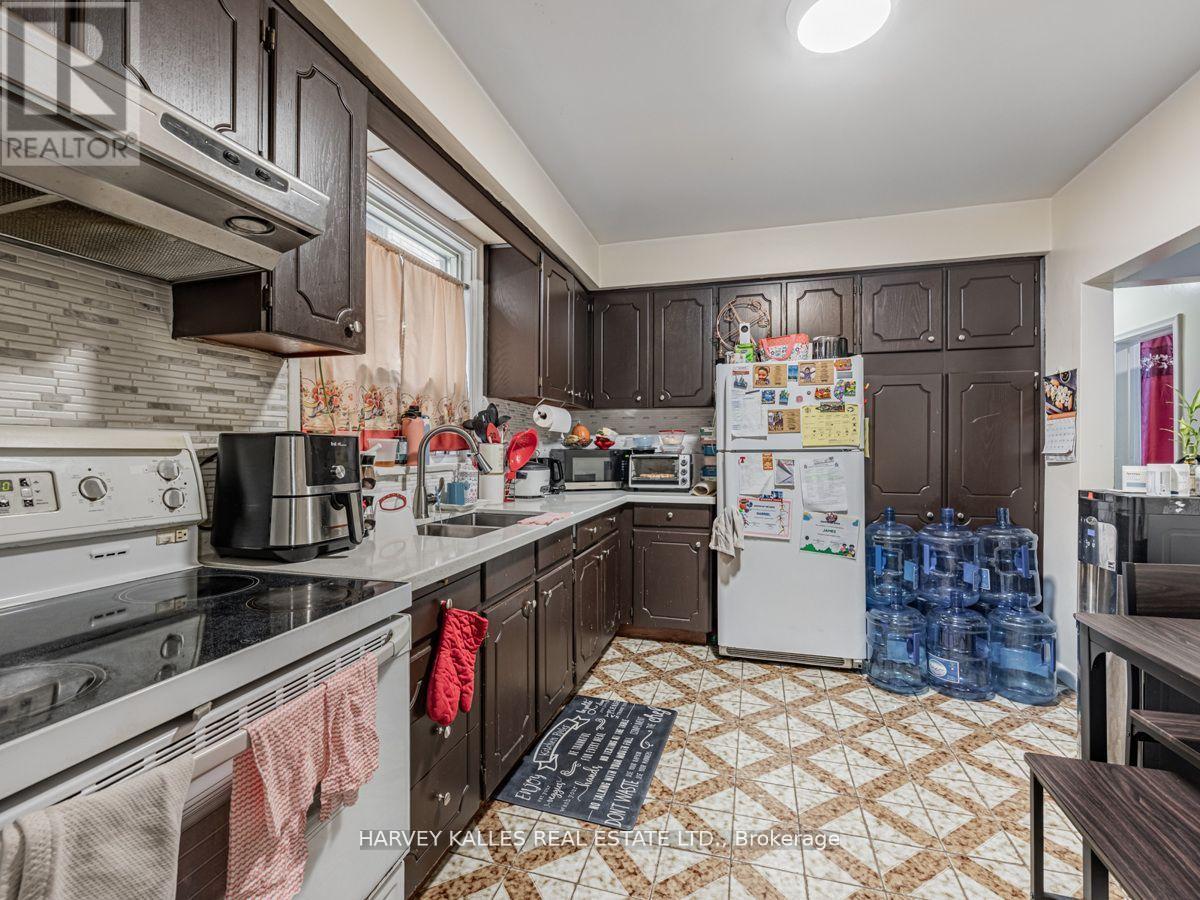 6 Carrington Avenue Property Photo 11