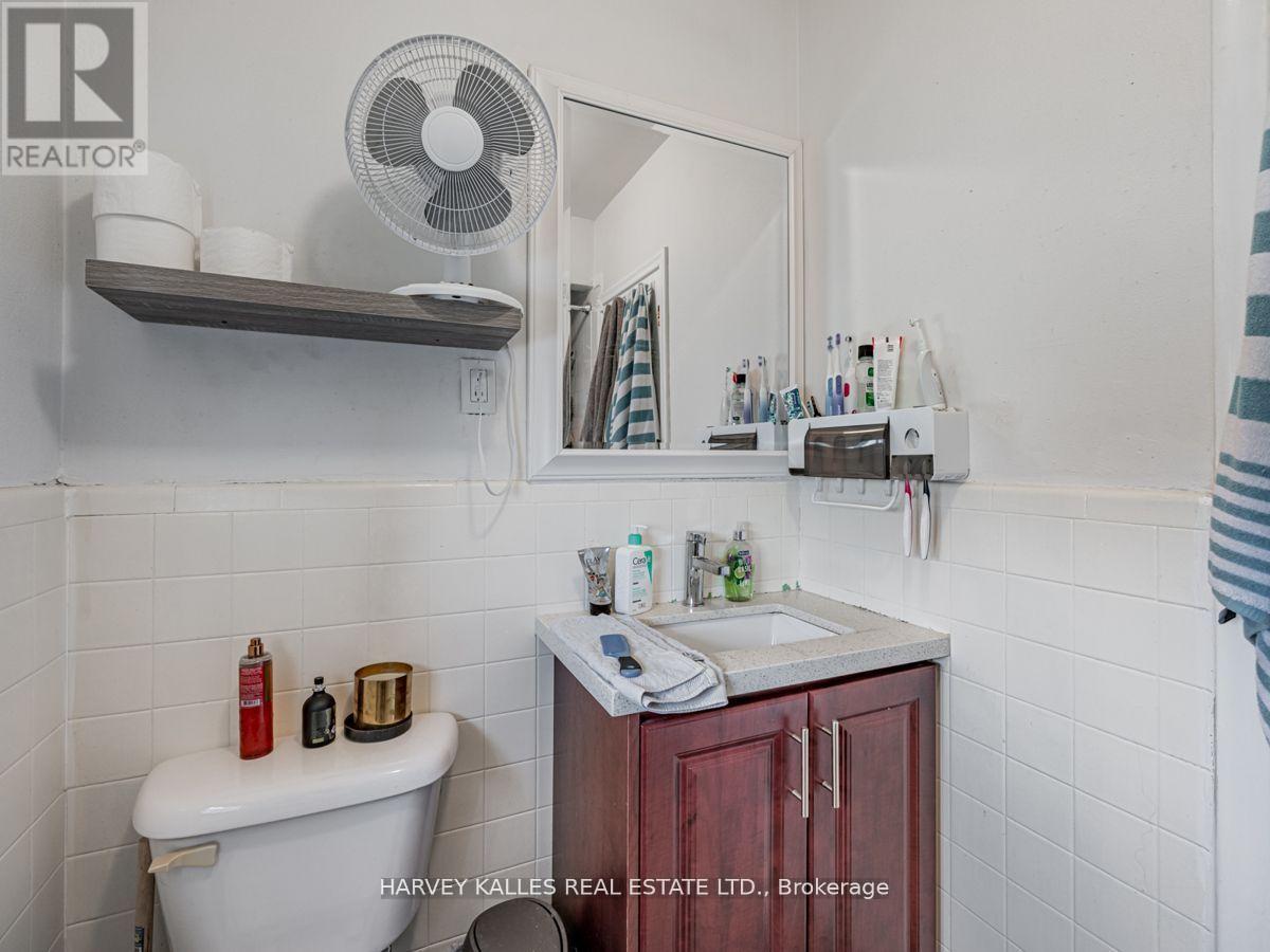 6 Carrington Avenue Property Photo 22