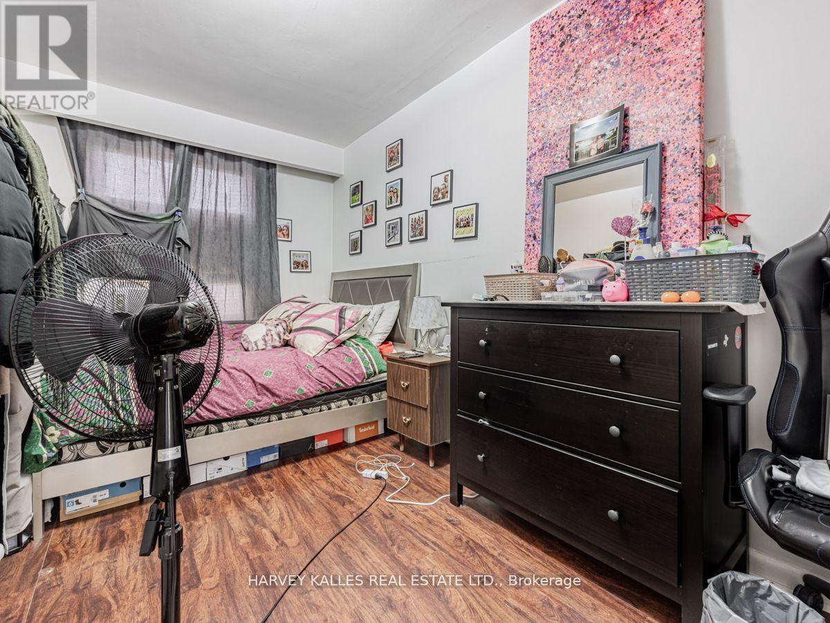 6 Carrington Avenue Property Photo 24