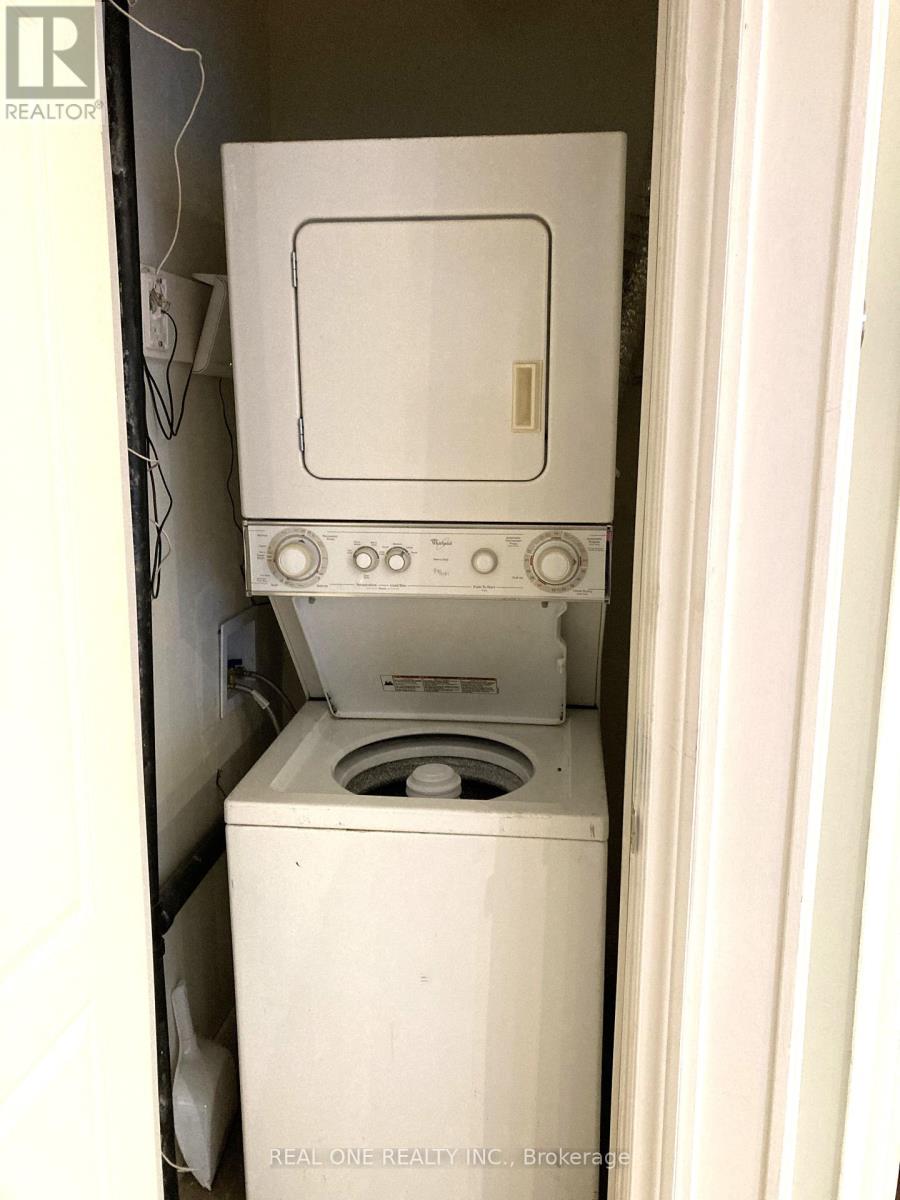 12 Lyndfield Crescent Property Photo 10