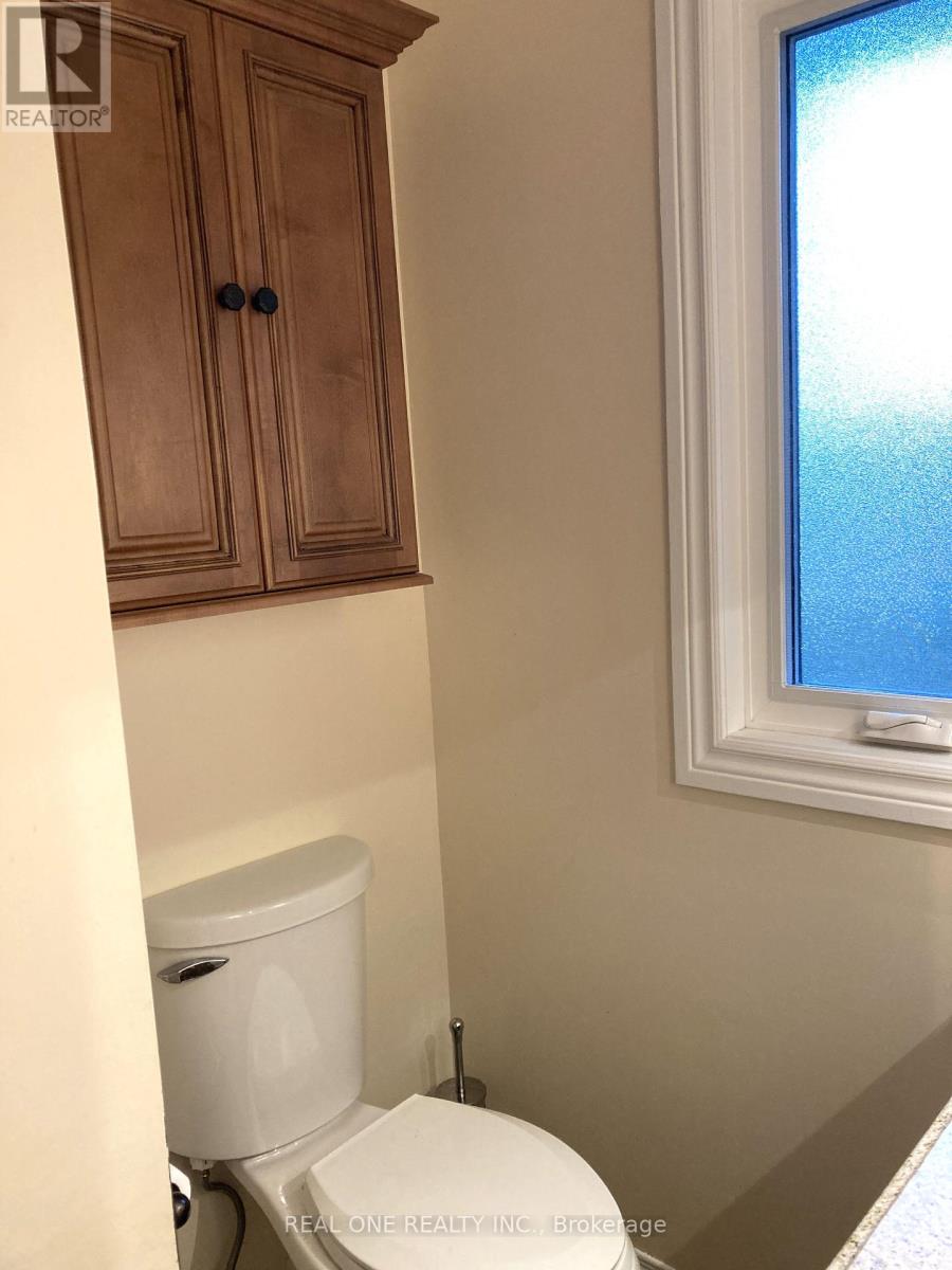 12 Lyndfield Crescent Property Photo 11