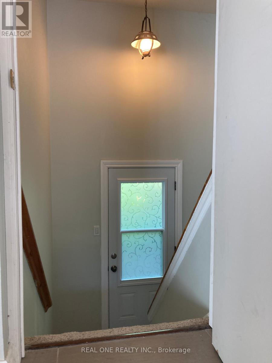 12 Lyndfield Crescent Property Photo 17