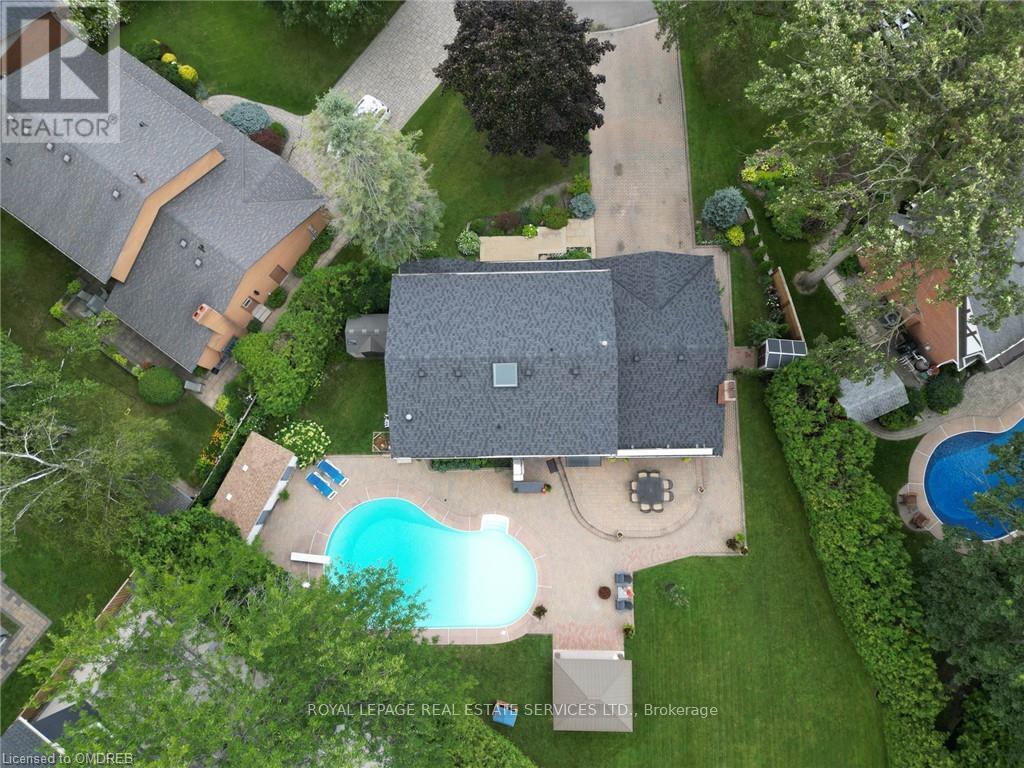 2123 Kawartha Crescent Property Photo 5