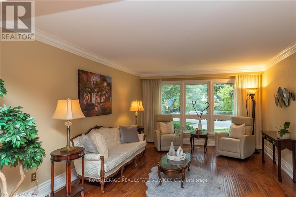 2123 Kawartha Crescent Property Photo 13