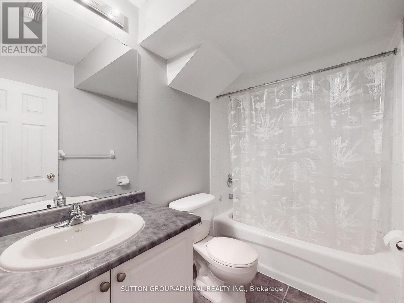 13 Fallgate Drive Property Photo 27