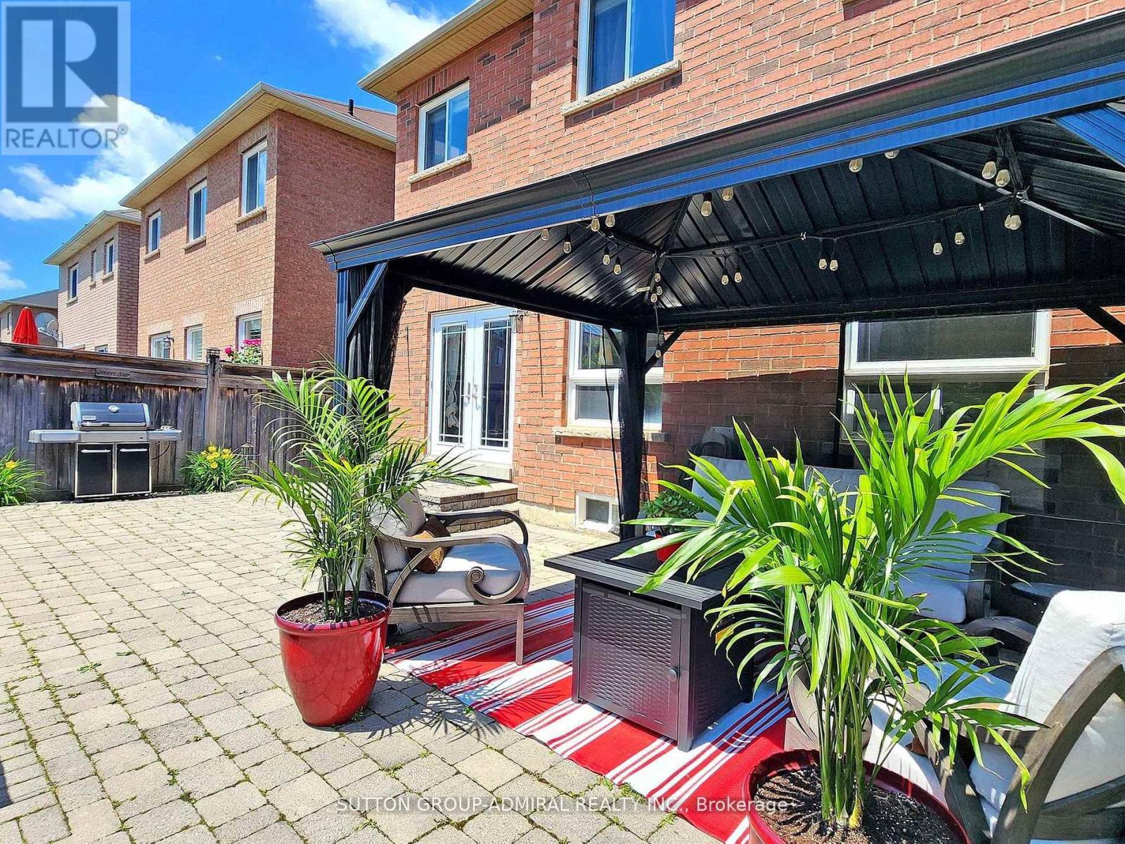 13 Fallgate Drive Property Photo 30