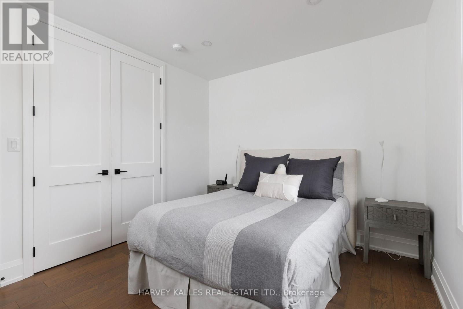 1 Benbow Road Property Photo 38