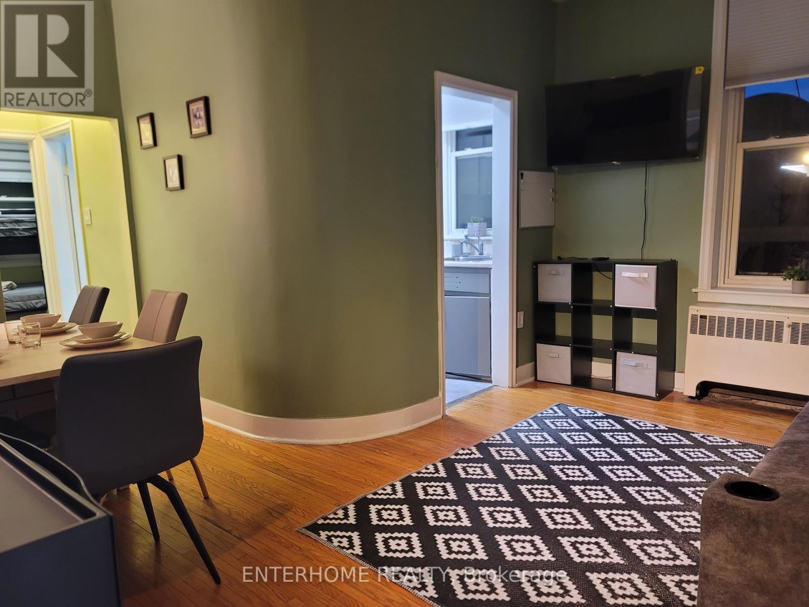 2 - 51 Queen Street E Property Photo 1