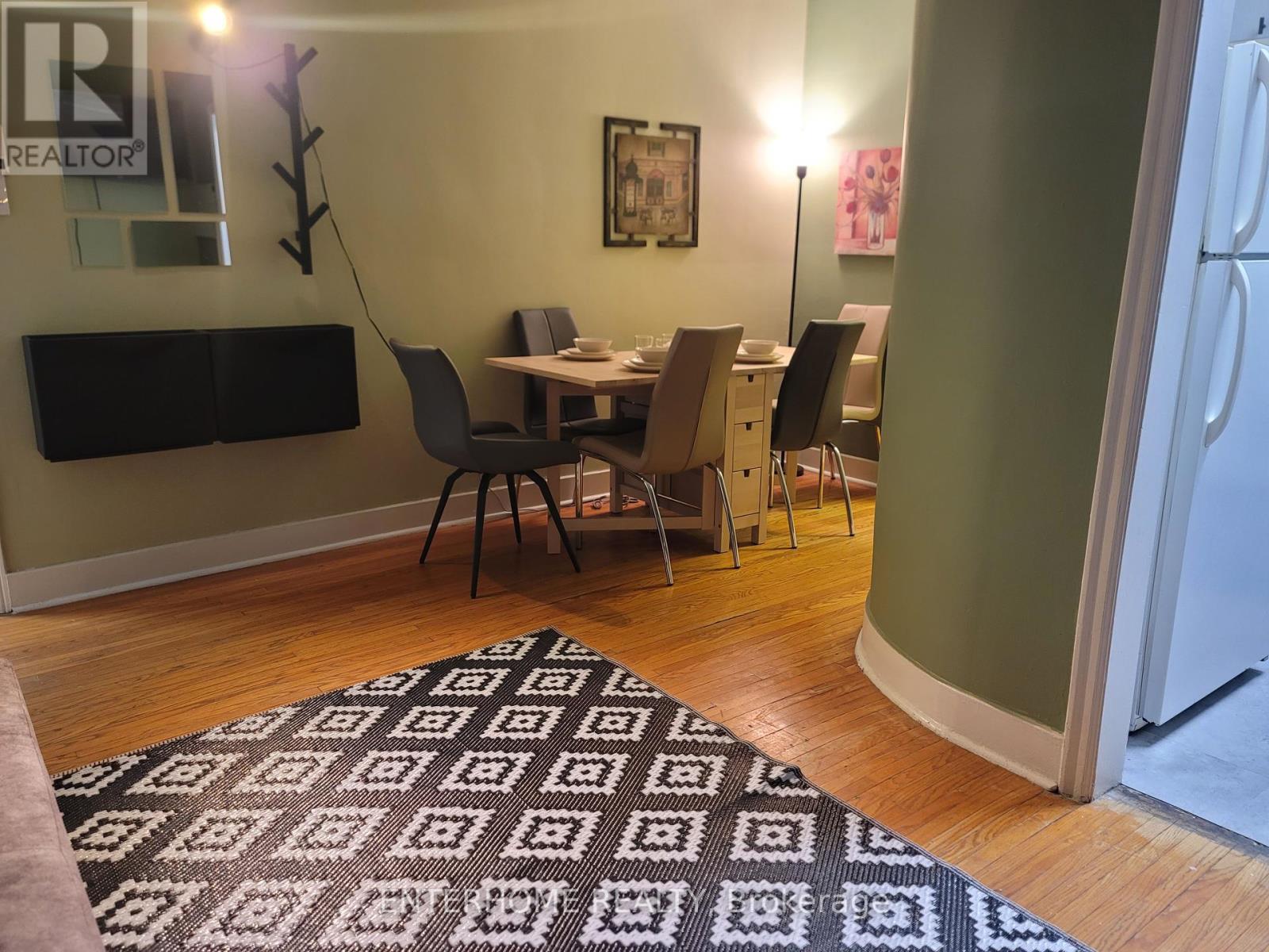 2 - 51 Queen Street E Property Photo 2