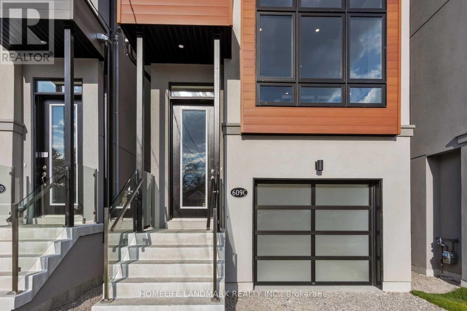 609C HARVIE AVENUE Property Photo 1