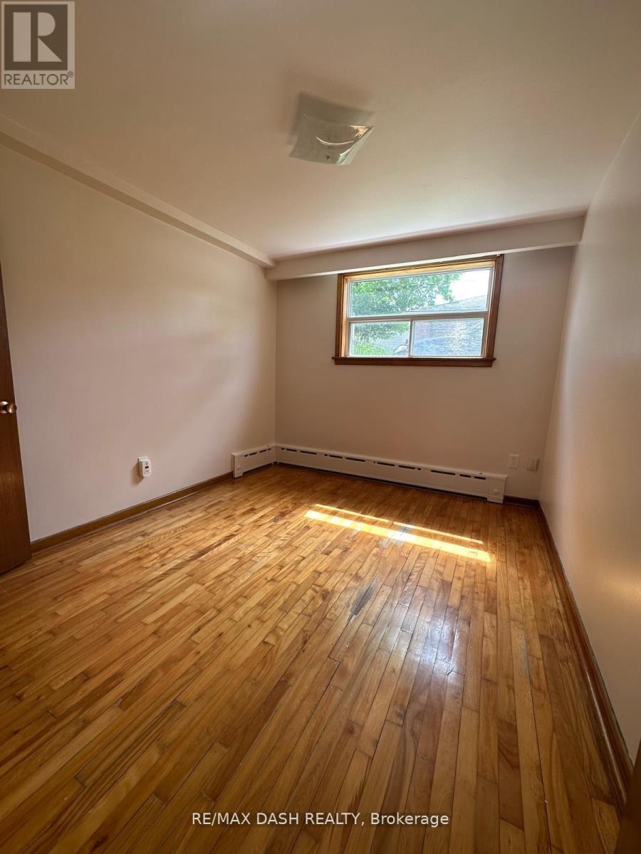 8 Nineteenth Street Property Photo 11