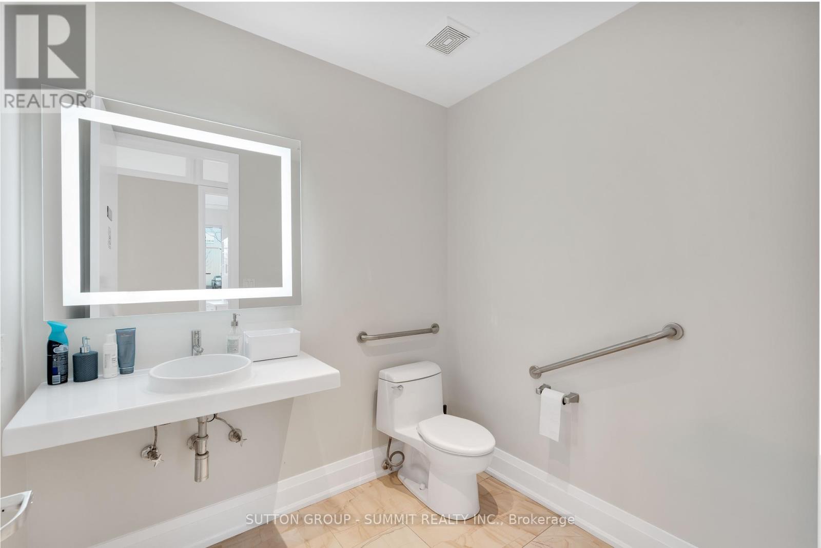 1 - 2390 Bristol Circle Property Photo 23