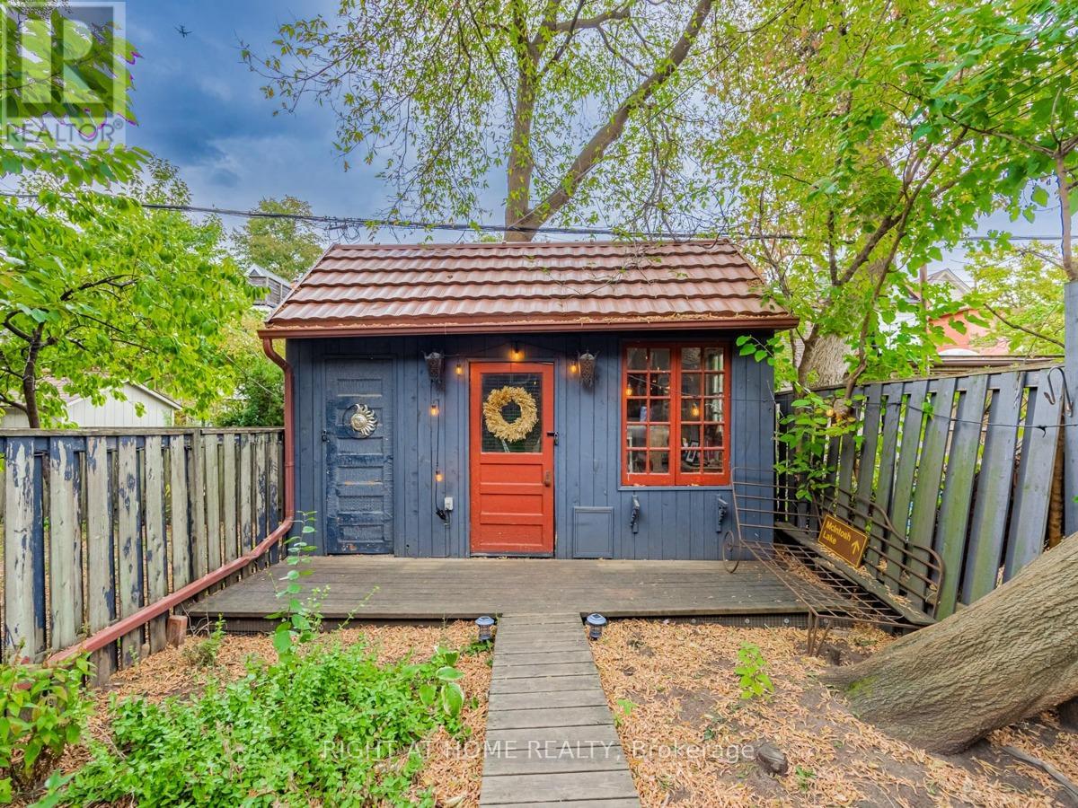 547 Saint Clarens Avenue Property Photo 32