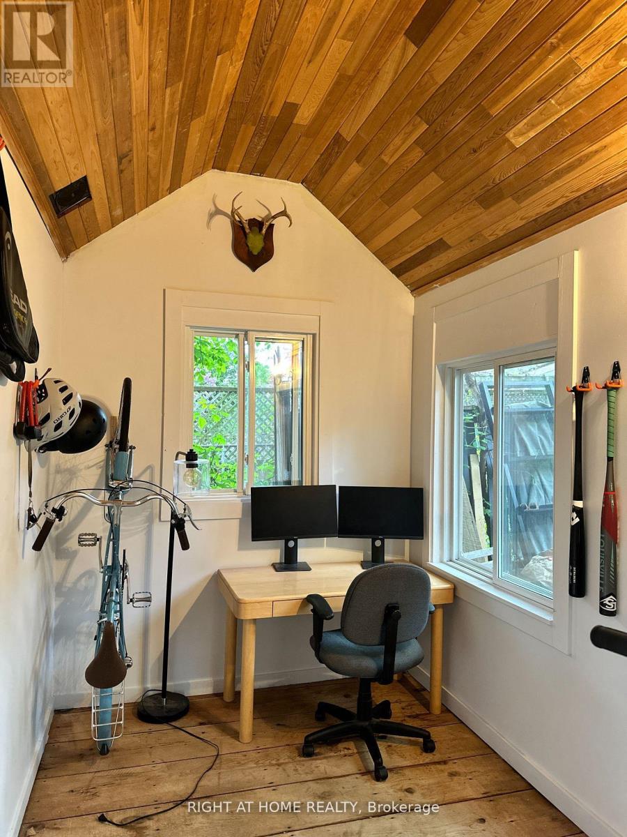 547 Saint Clarens Avenue Property Photo 33