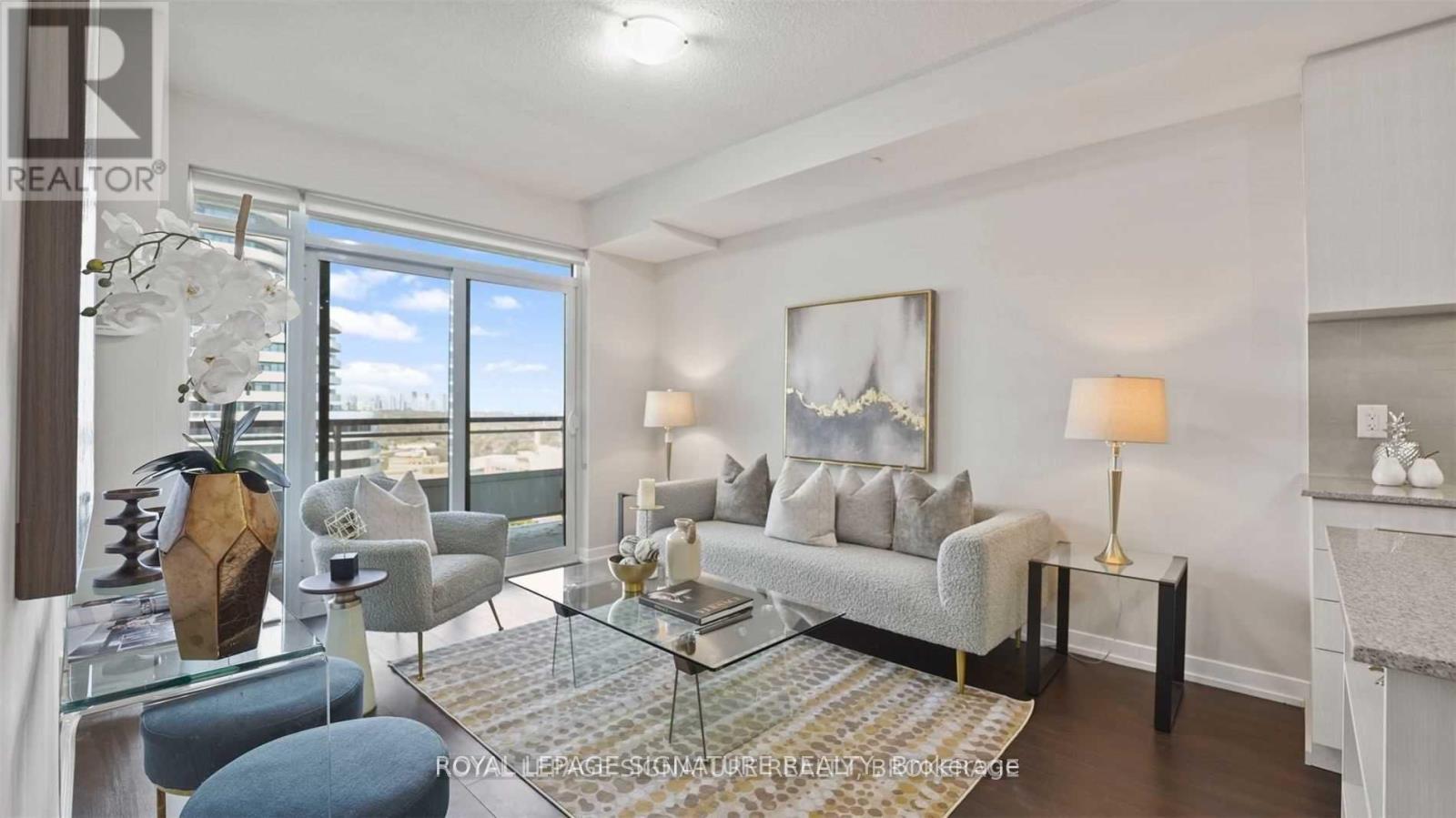 1202 - 2560 Eglinton Avenue W Property Photo