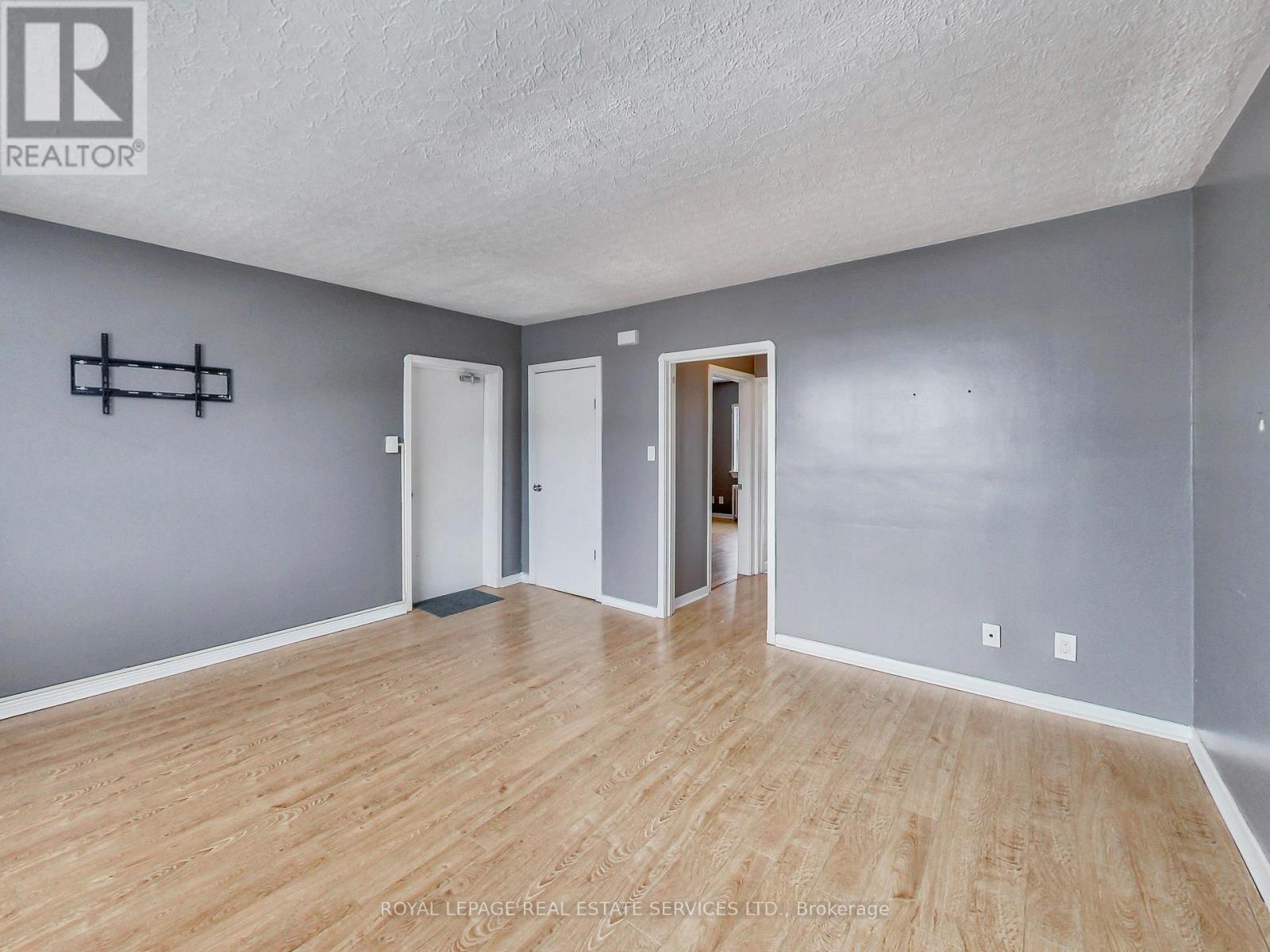 197 Royal York Road Property Photo 17