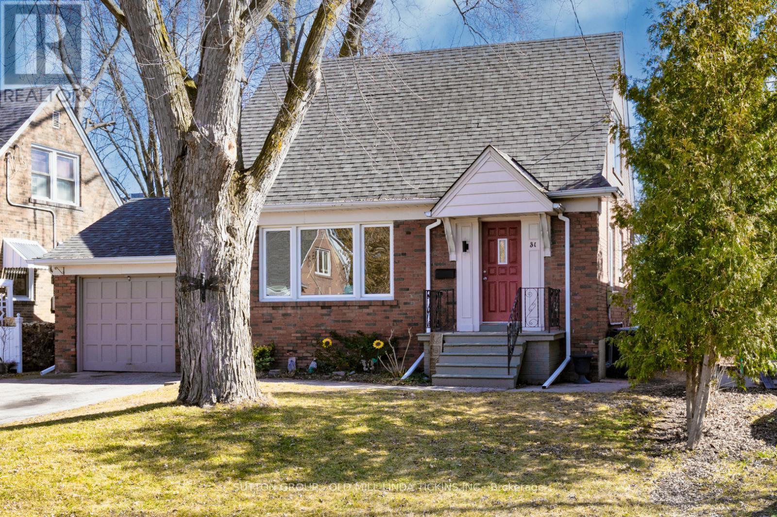 31 Kenway Rd Property Photo 1