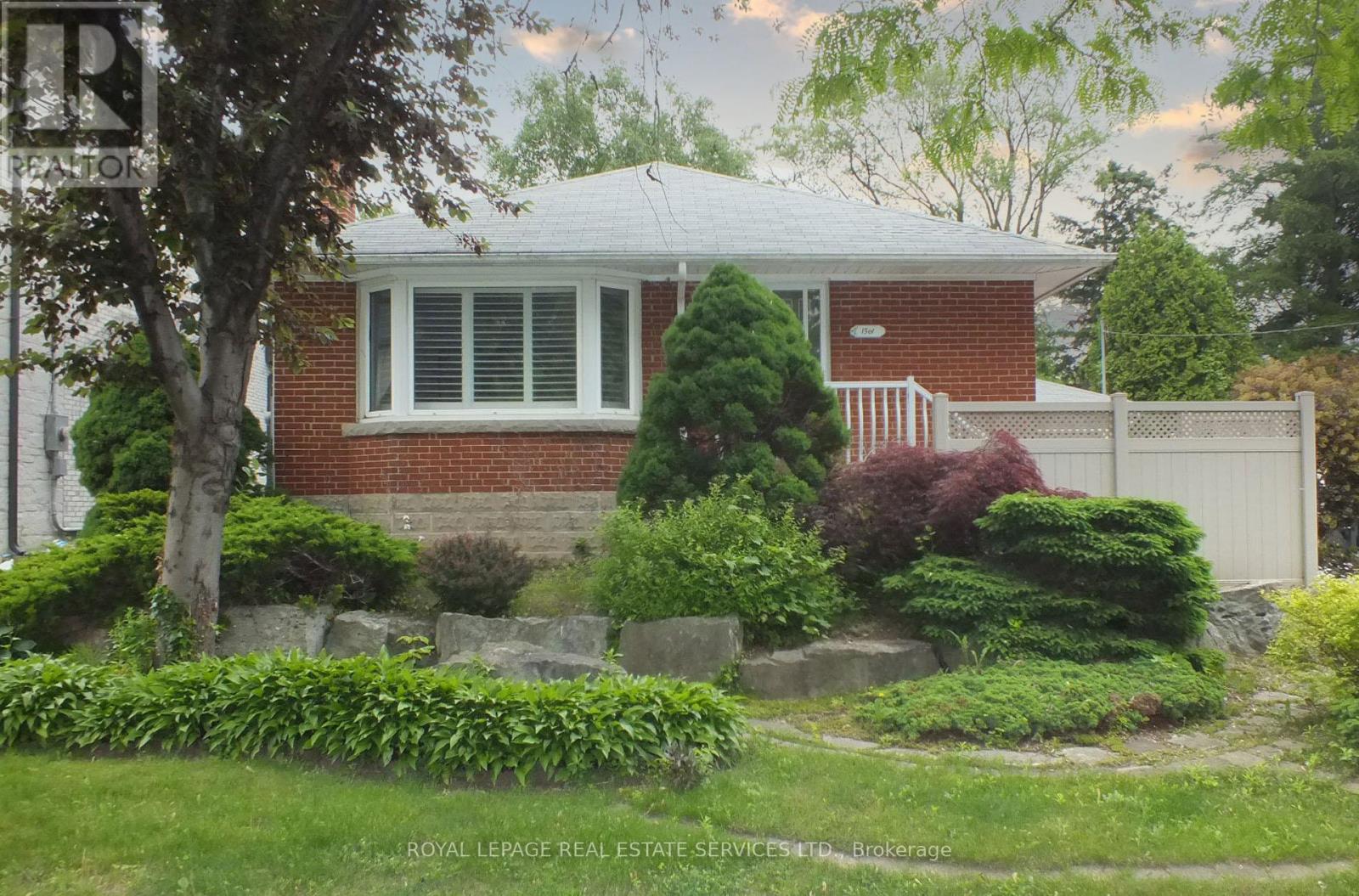 1361 Kenmuir Avenue Property Photo 1