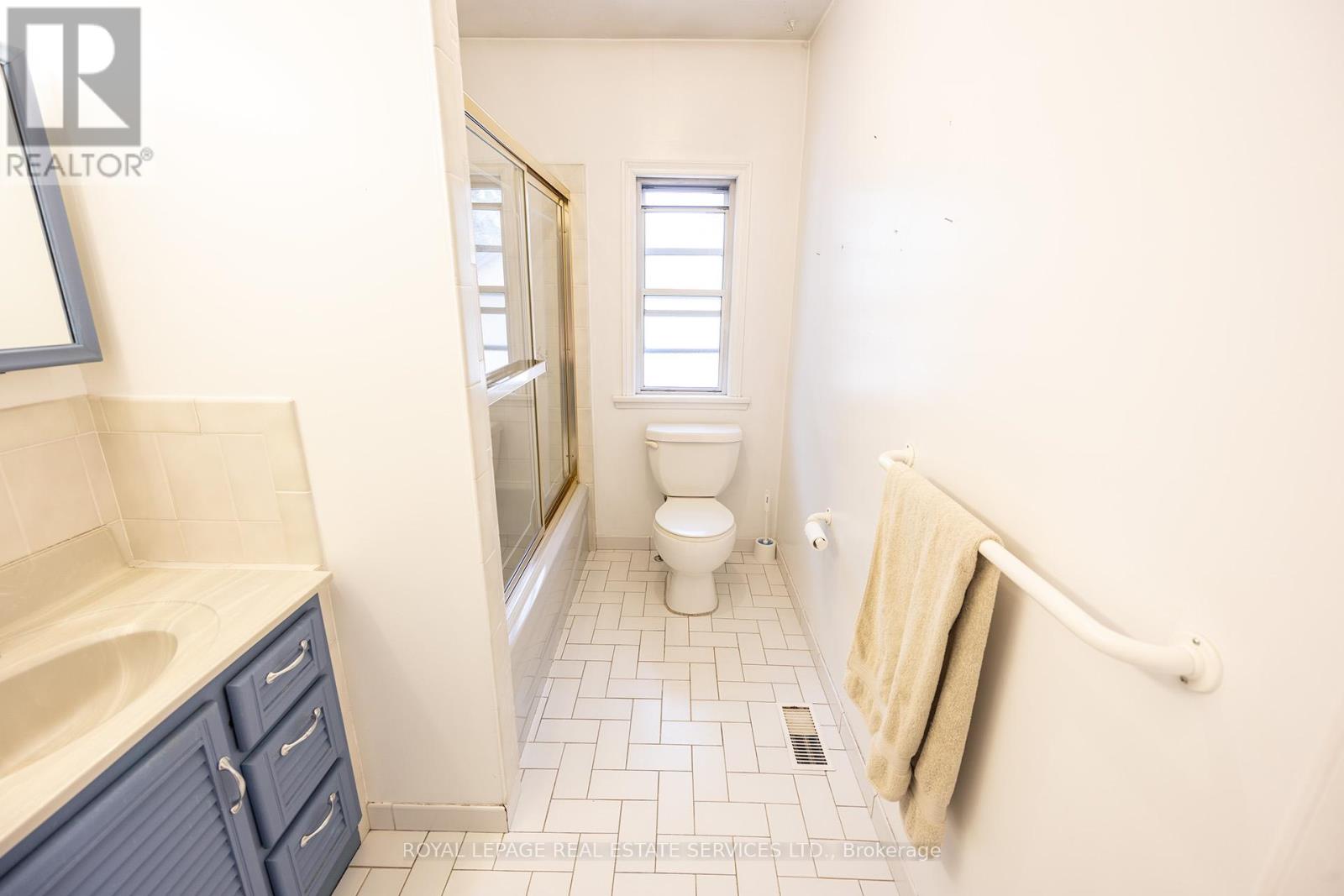 1361 Kenmuir Avenue Property Photo 13