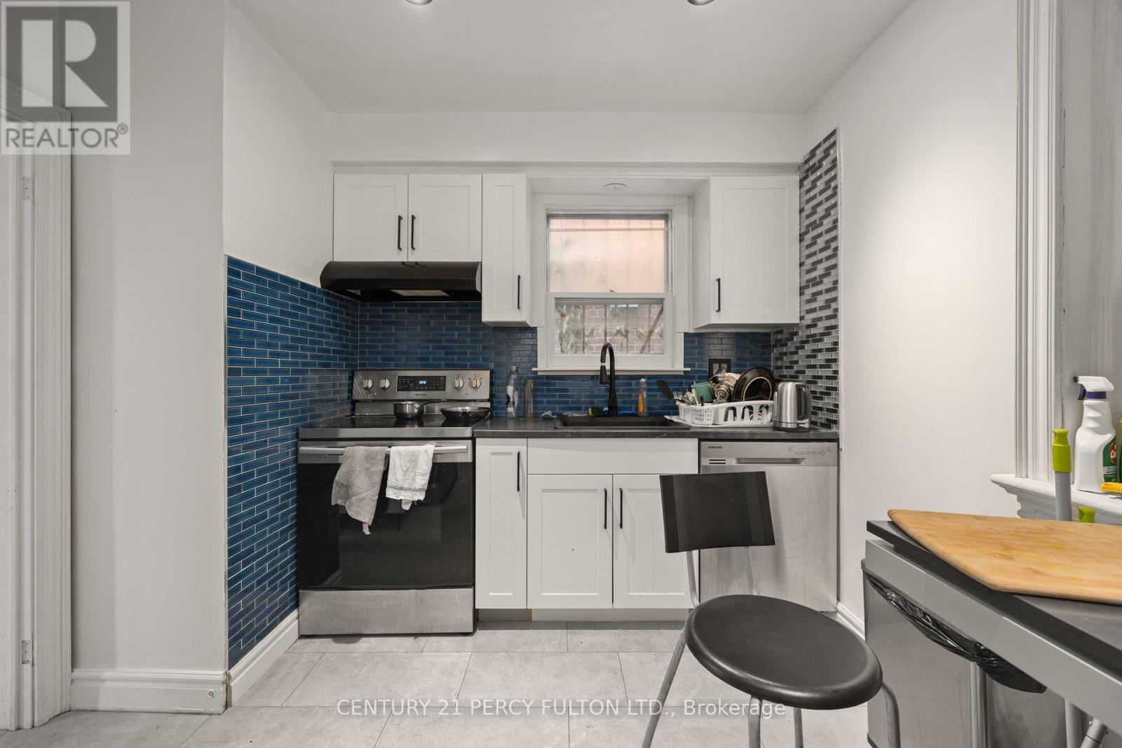 1344 Davenport Road Property Photo 8