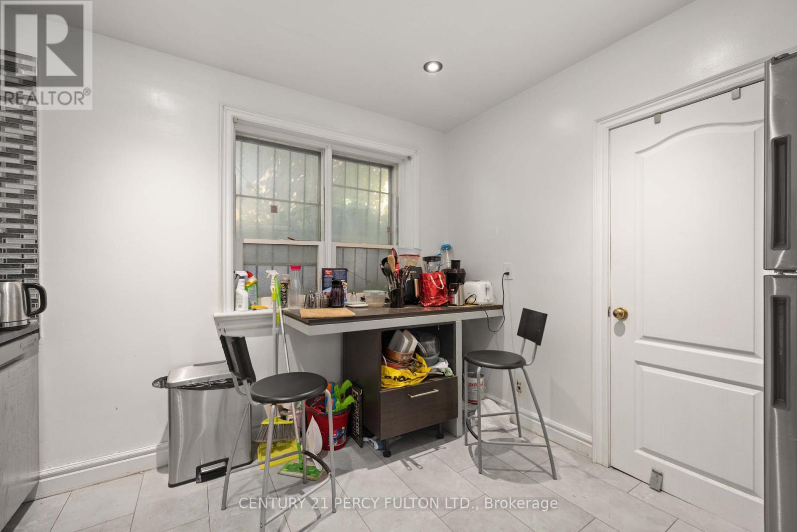 1344 Davenport Road Property Photo 9