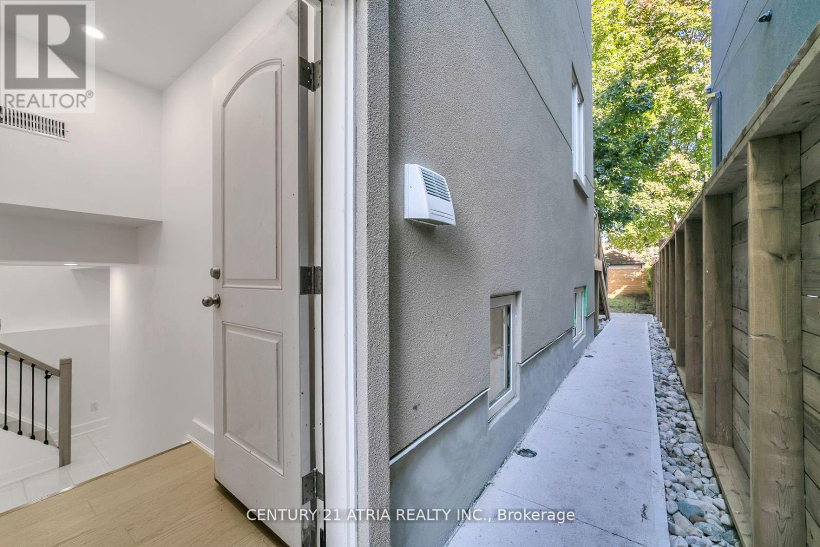 47 Eighth Street Property Photo 39