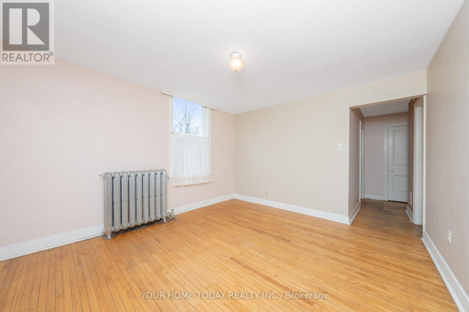 36 Market Street Property Photo 27